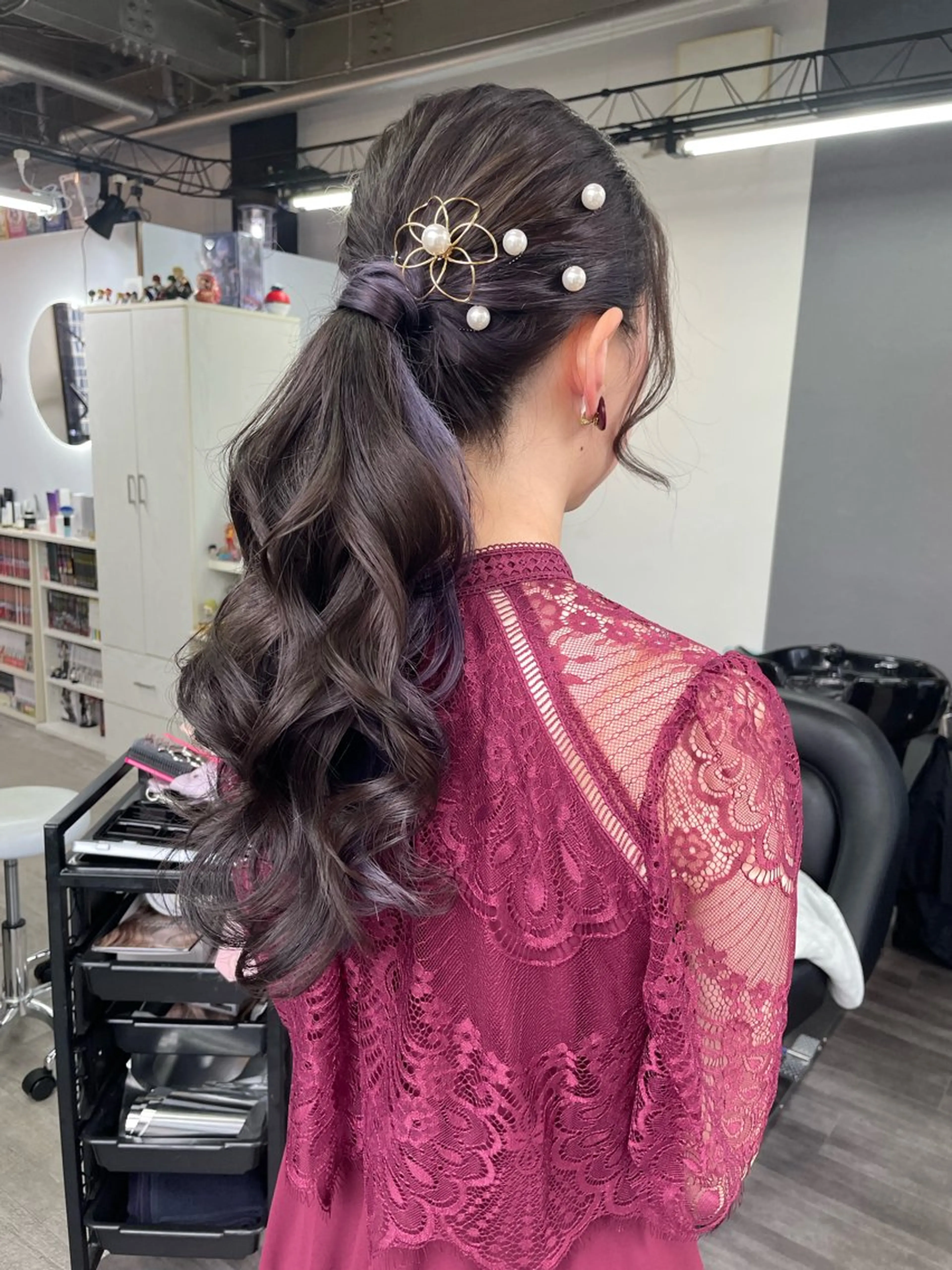 ヘアアレンジ ポニーテール オノ アカネのヘアスタイル