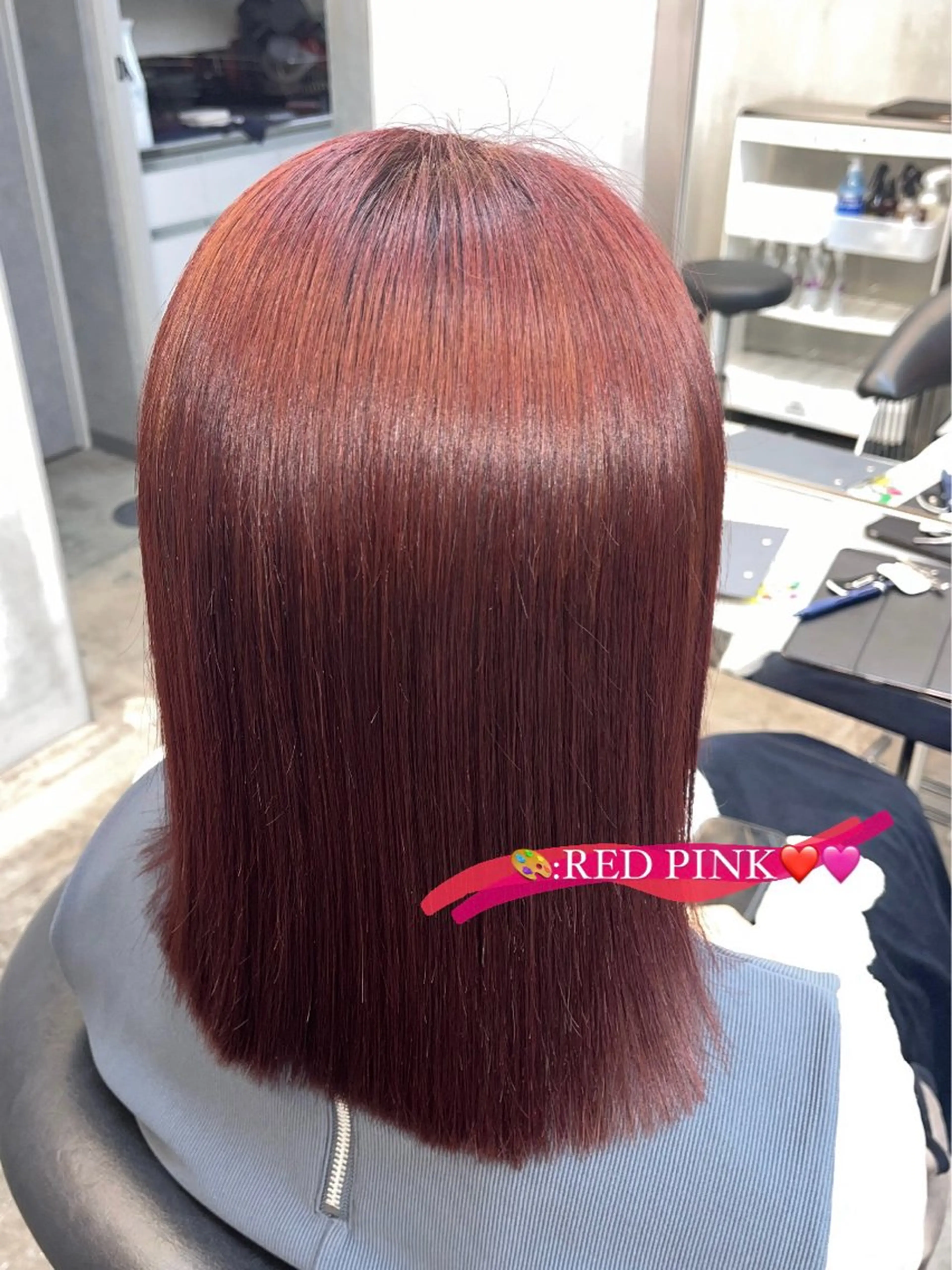 ミディアム カラー 🪄推しカラー🎀 名塚比奈乃🪄のヘアスタイル