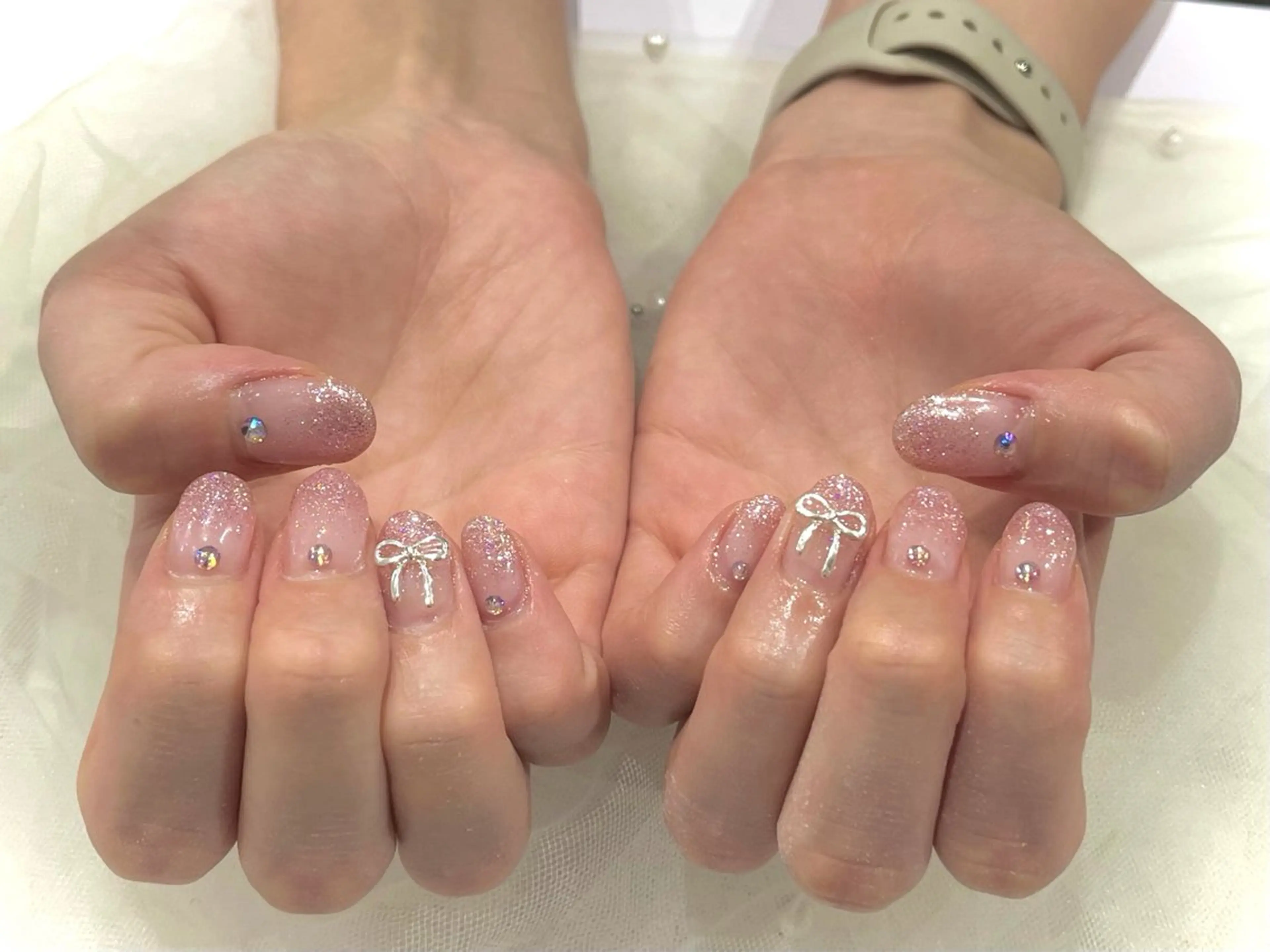 ネイル キラキラネイル ラメ(グリッター) ラメグラデーション ハンドネイル Nail salon Cielel⟡Ayaのネイルデザイン
