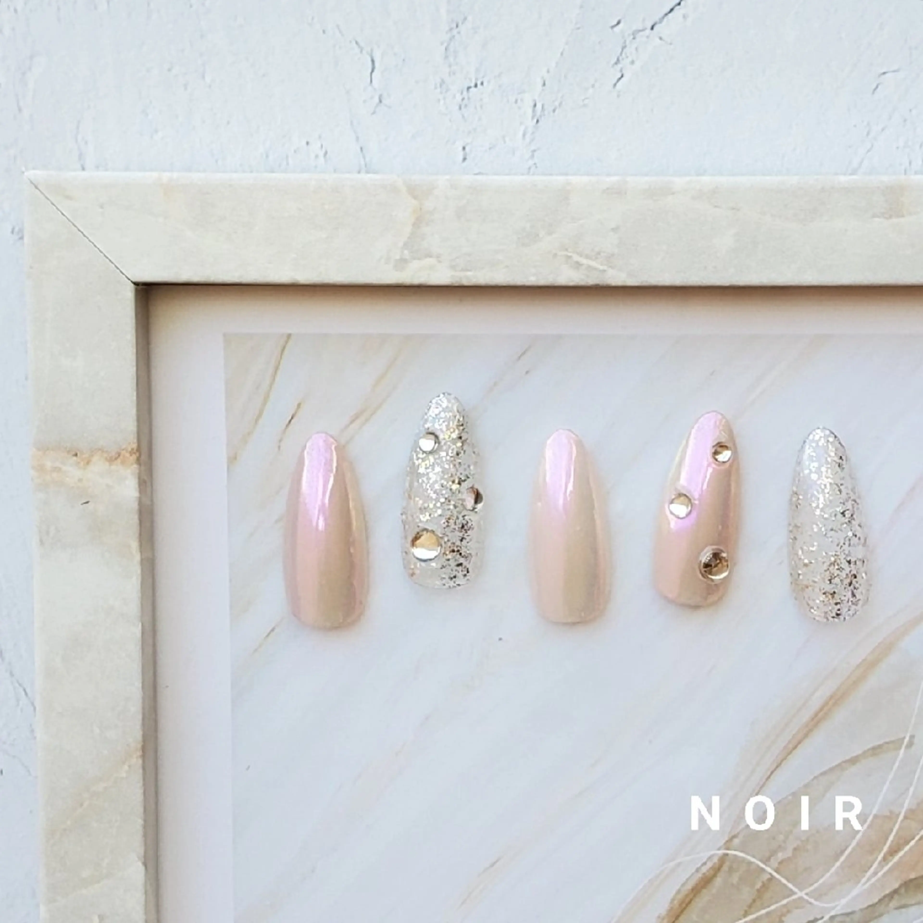 ネイル NOIR所属・NOIR 長谷川のネイルデザイン