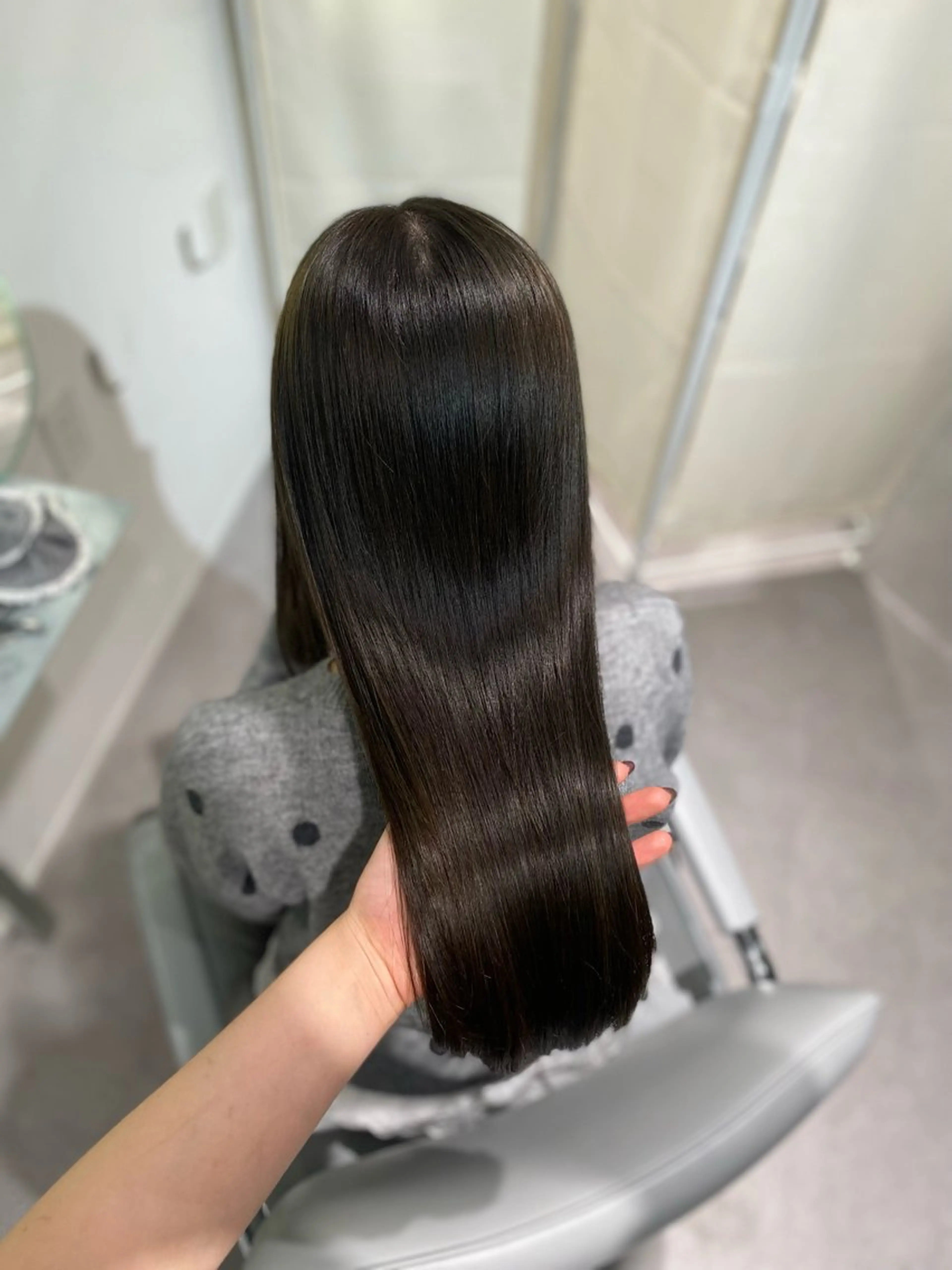 ロング ヘアカラー トリートメント 川村 歩夏のヘアスタイル