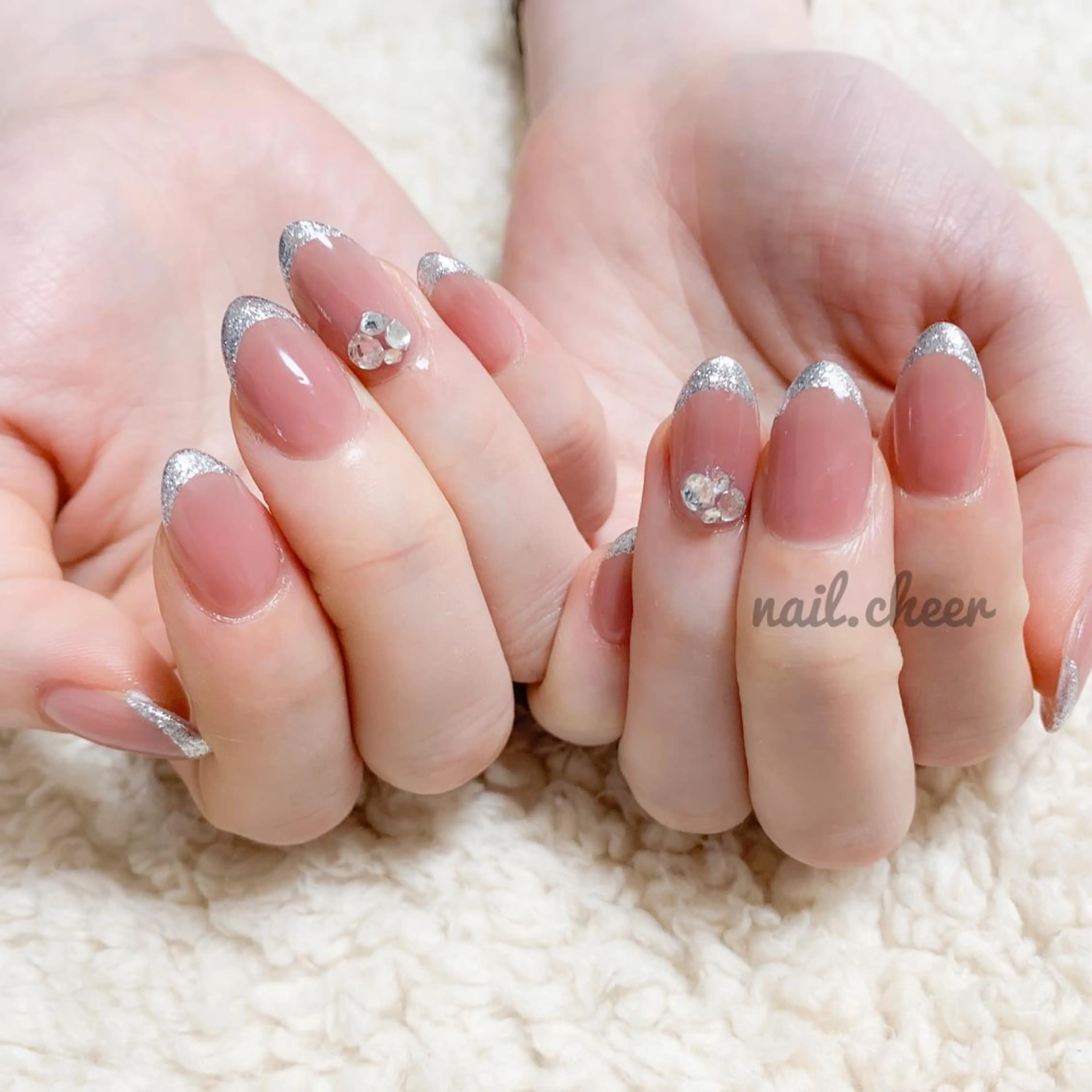 ネイル 氷ネイル・うるうるネイル キラキラネイル ブライダルネイル nailist_ momijiのネイルデザイン