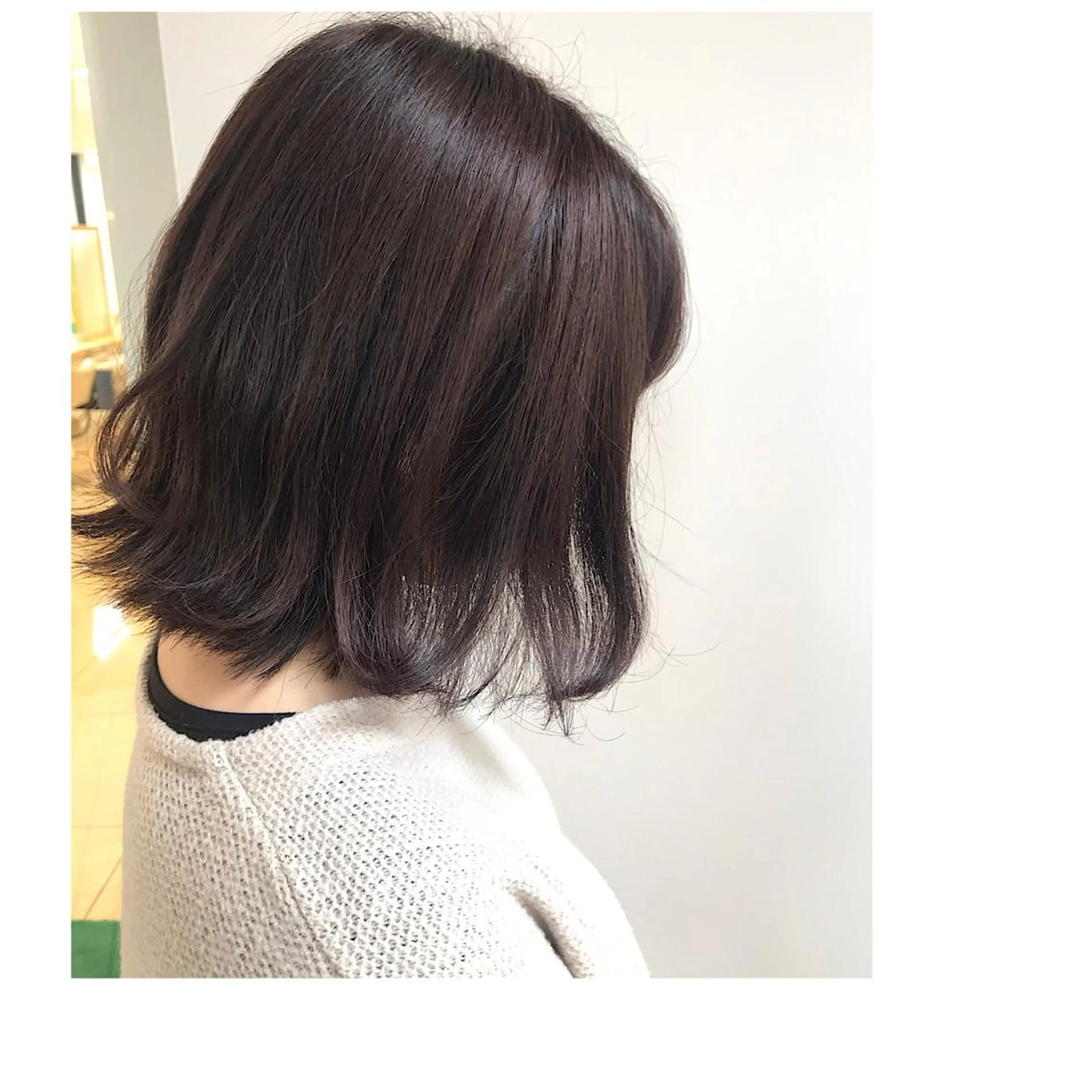 ミディアム 30代からの大人 ショートのヘアスタイル