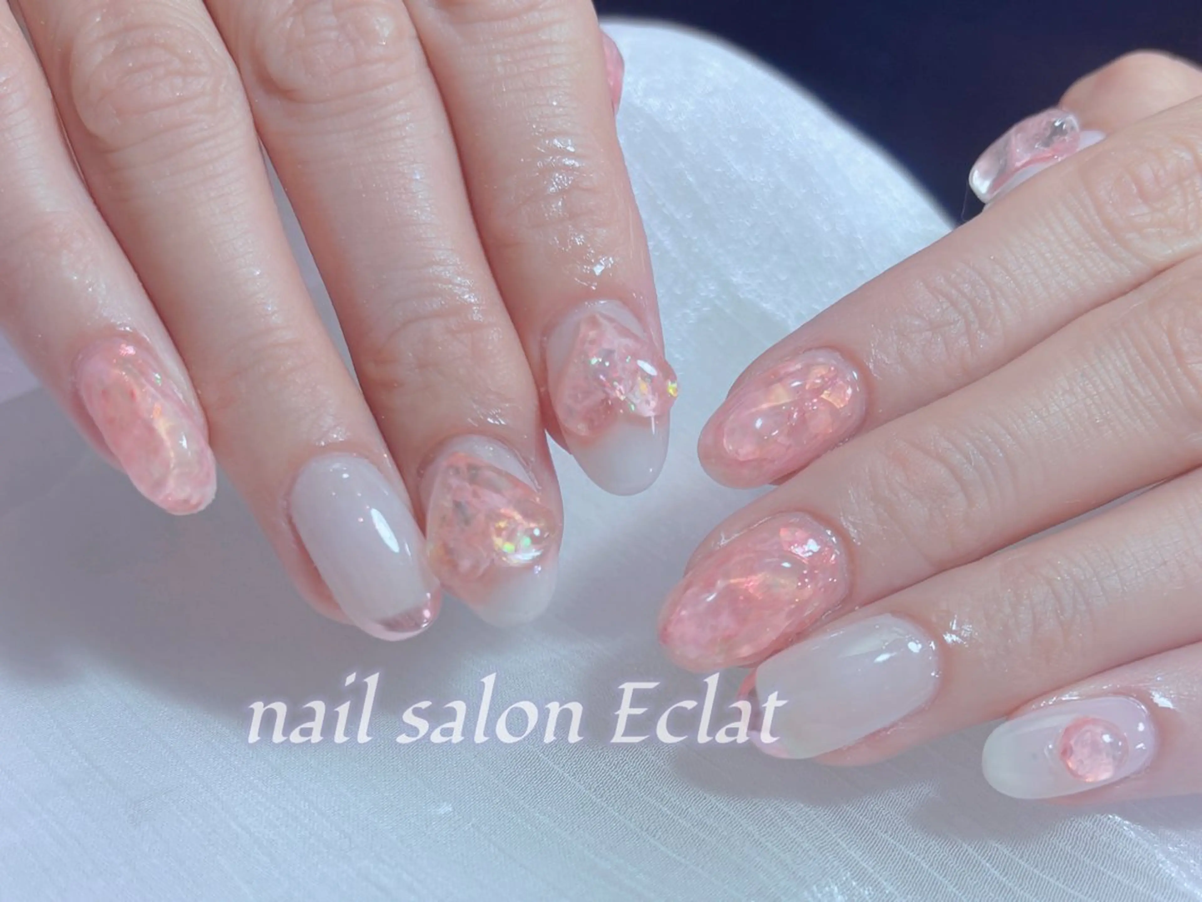 ネイル ネイルサロンエクラ 🫧Shizukaのネイルデザイン