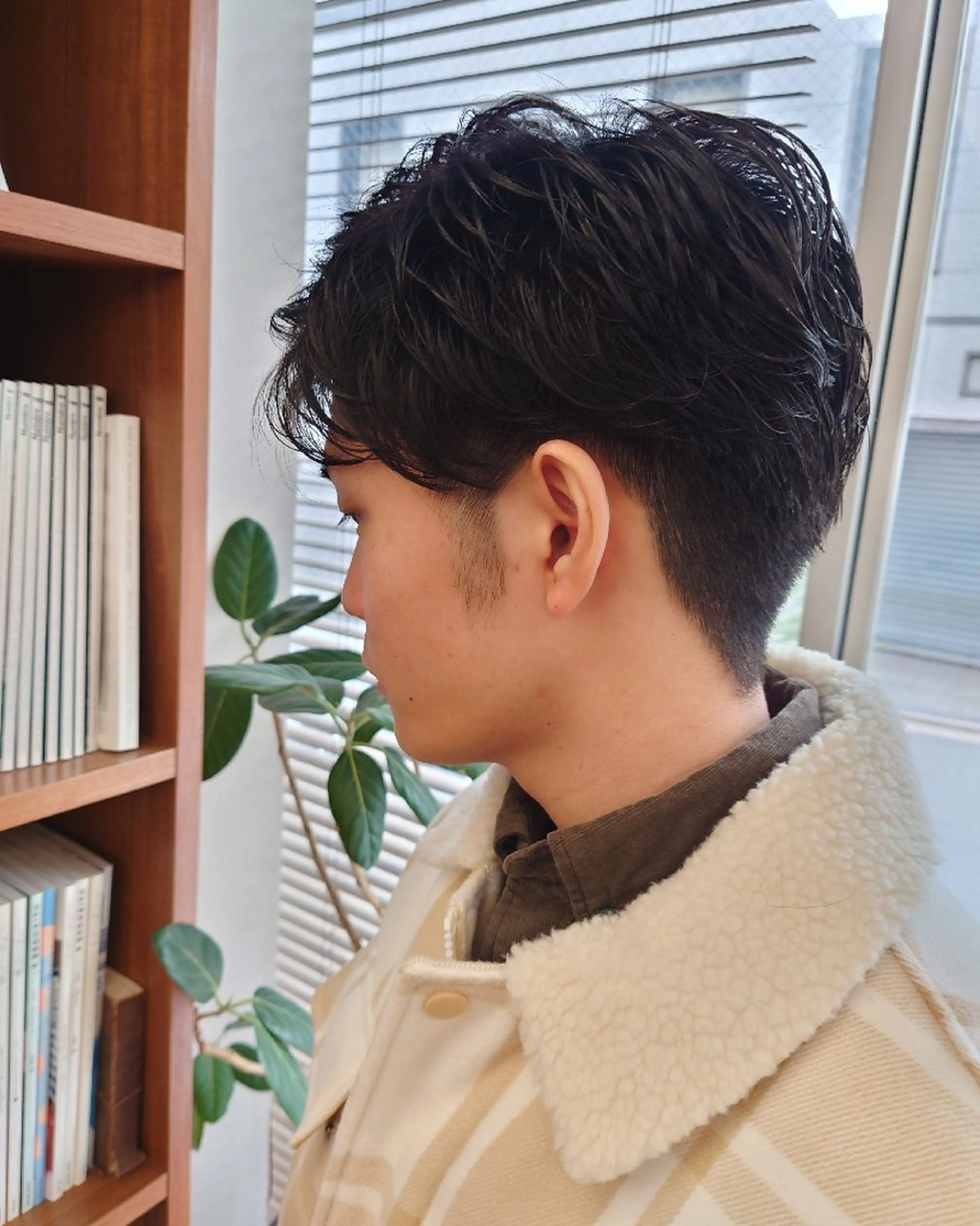 ショート パーマ メンズ メンズパーマ ニュアンスパーマ Paddle所属・【メンズスタイル】 ﾏｴﾇﾏｷﾎのヘアスタイル