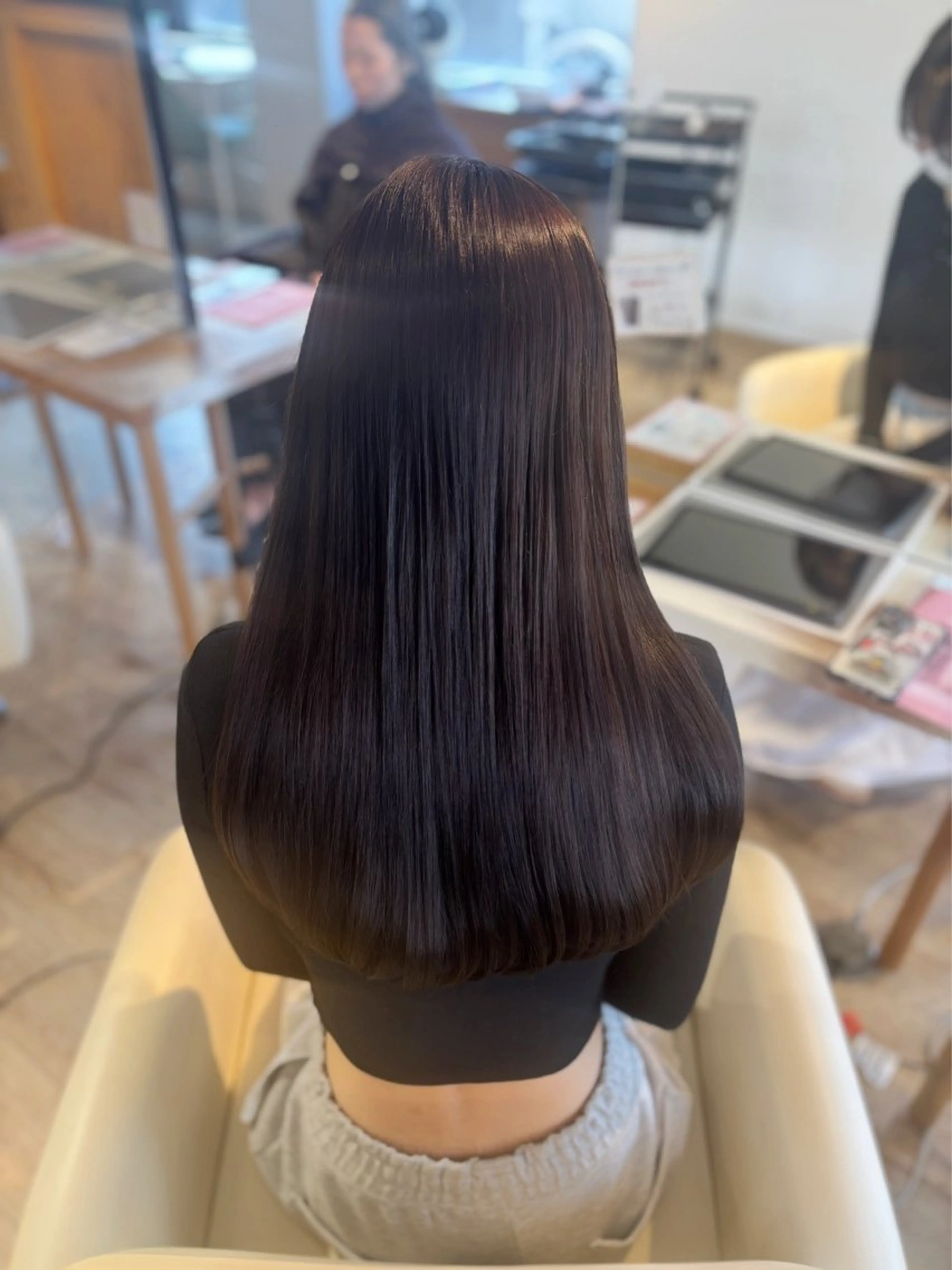 セミロング ヘアカラー トリートメント 女性専用サロン iiro所属・hina/透明感🍒 【元町】のヘアスタイル