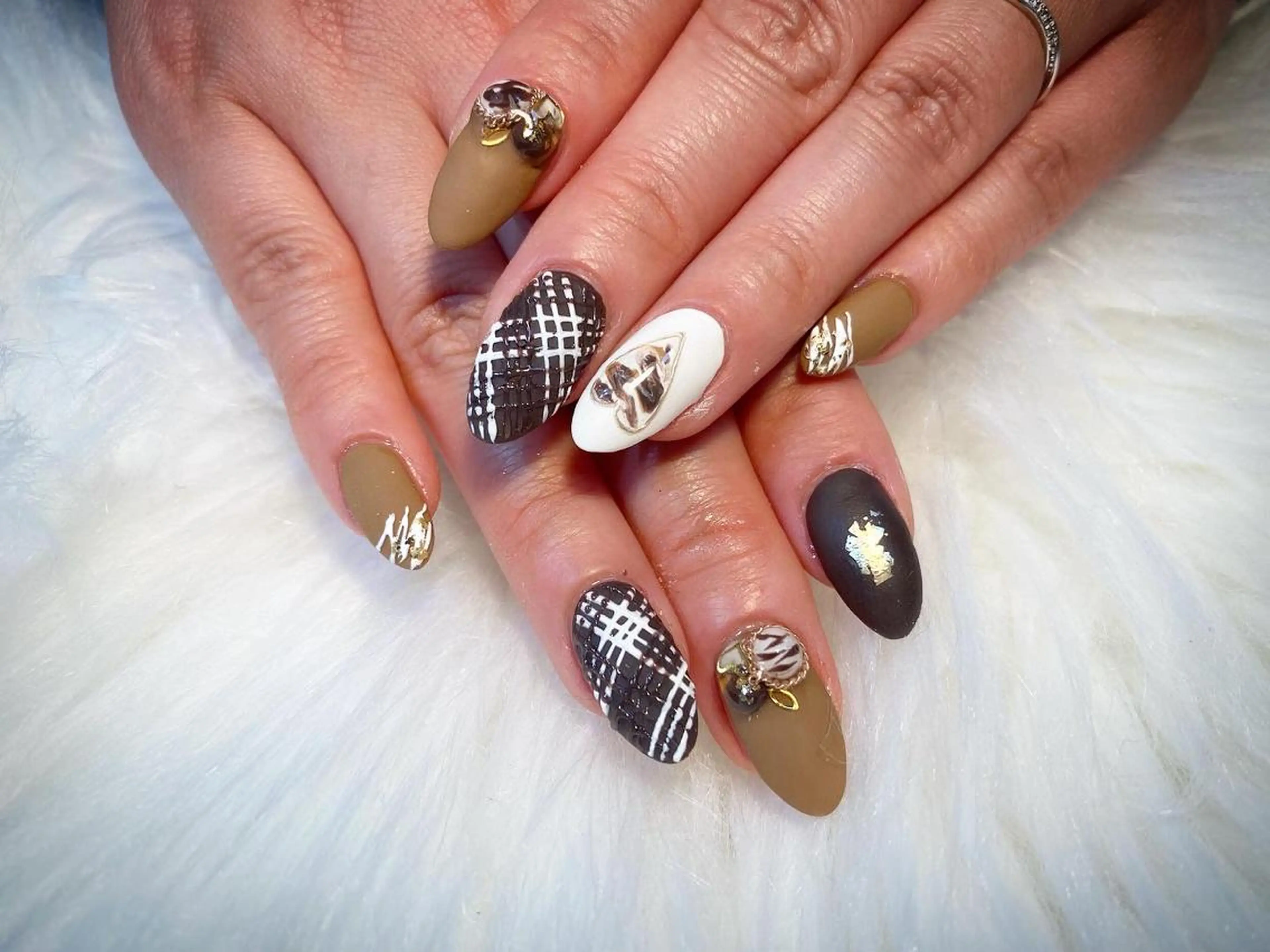 ネイル ハンドネイル P. nailのネイルデザイン