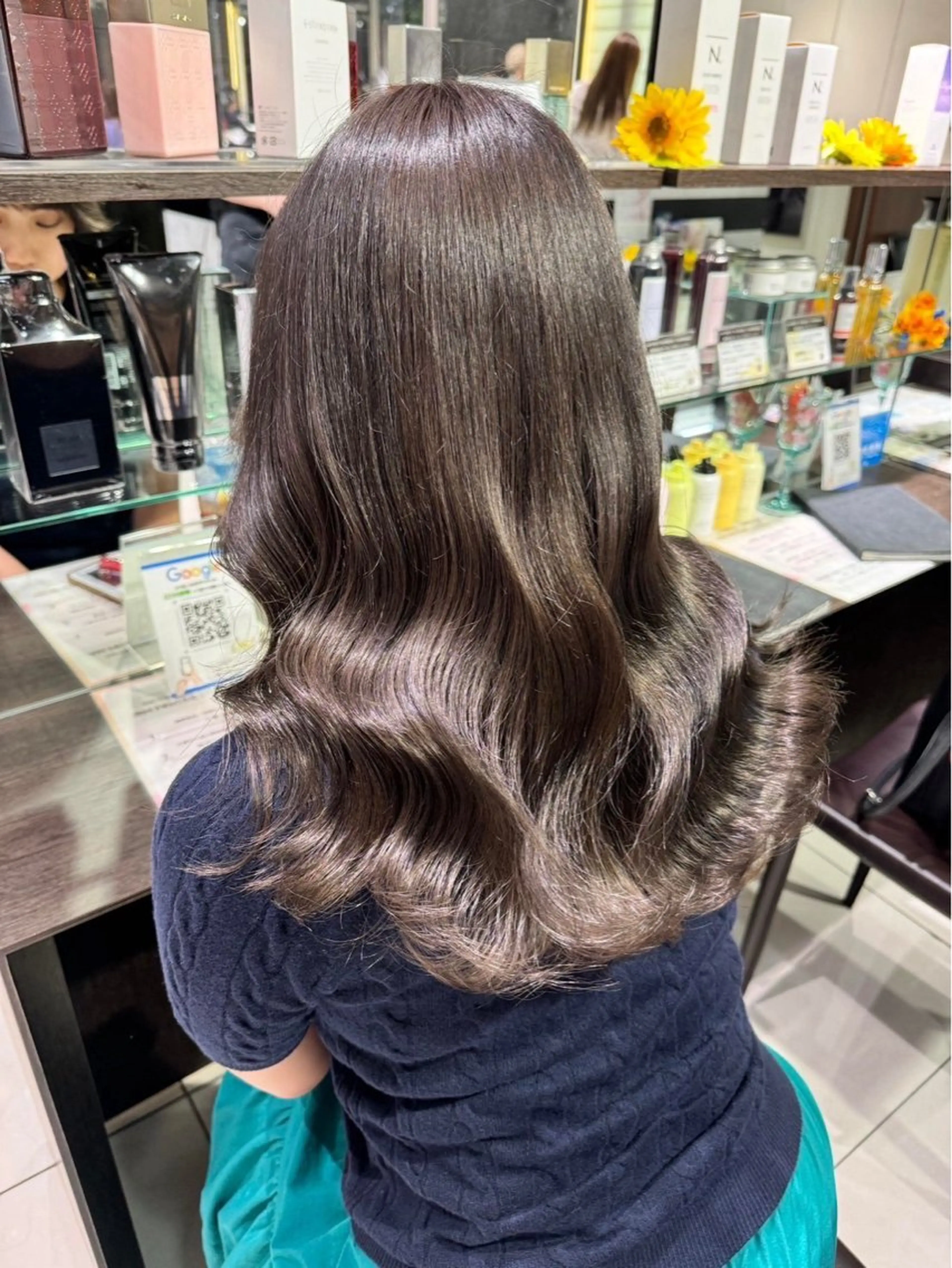 セミロング 髪質改善 トリートメント カット ヘアカラー トリートメント 透明感カラー/髪質改 善/束感まつ毛/にかのヘアスタイル