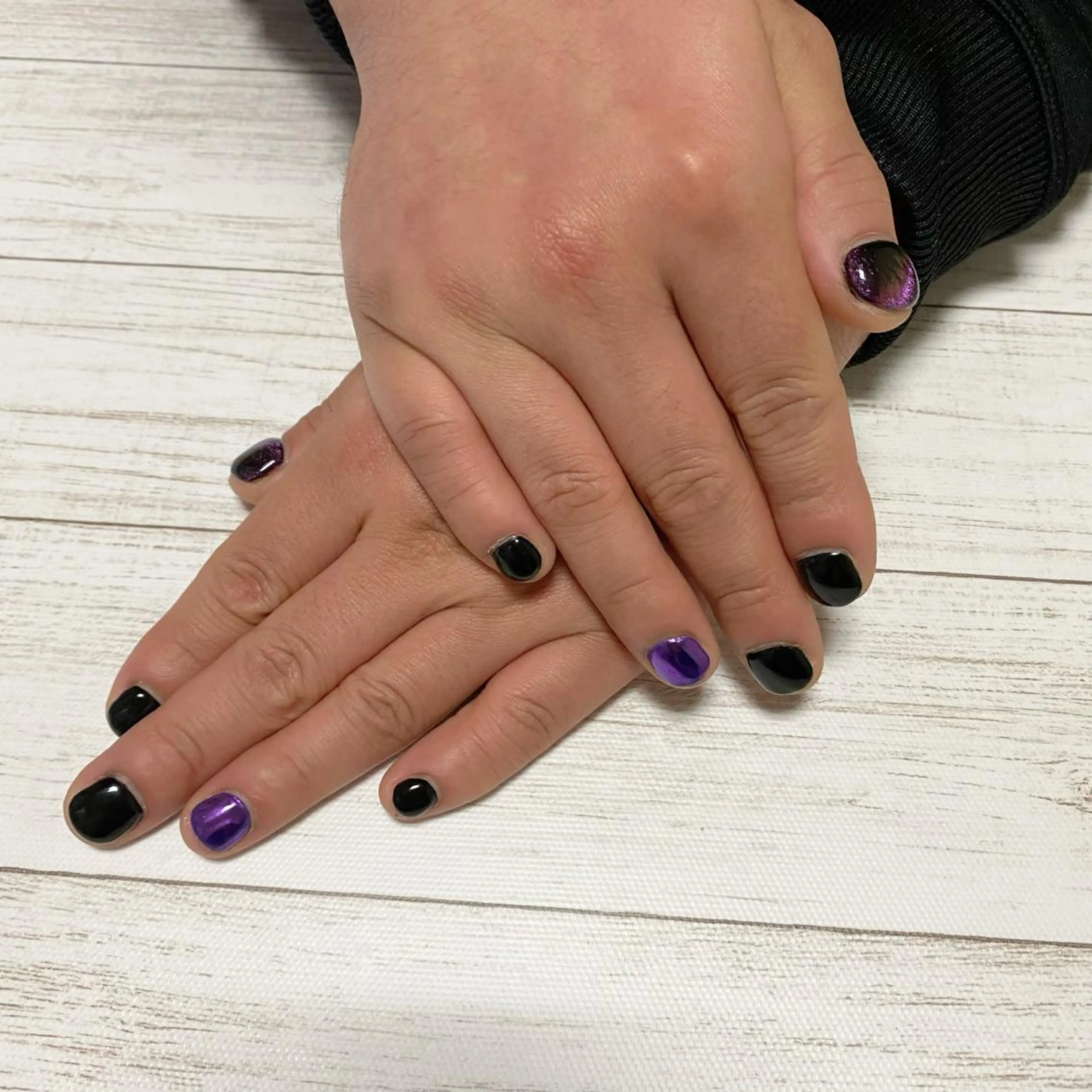 ネイル マグネットネイル ミラーネイル ワンカラーネイル Can I Dressy  溝ノ口店所属・F. Neneのネイルデザイン