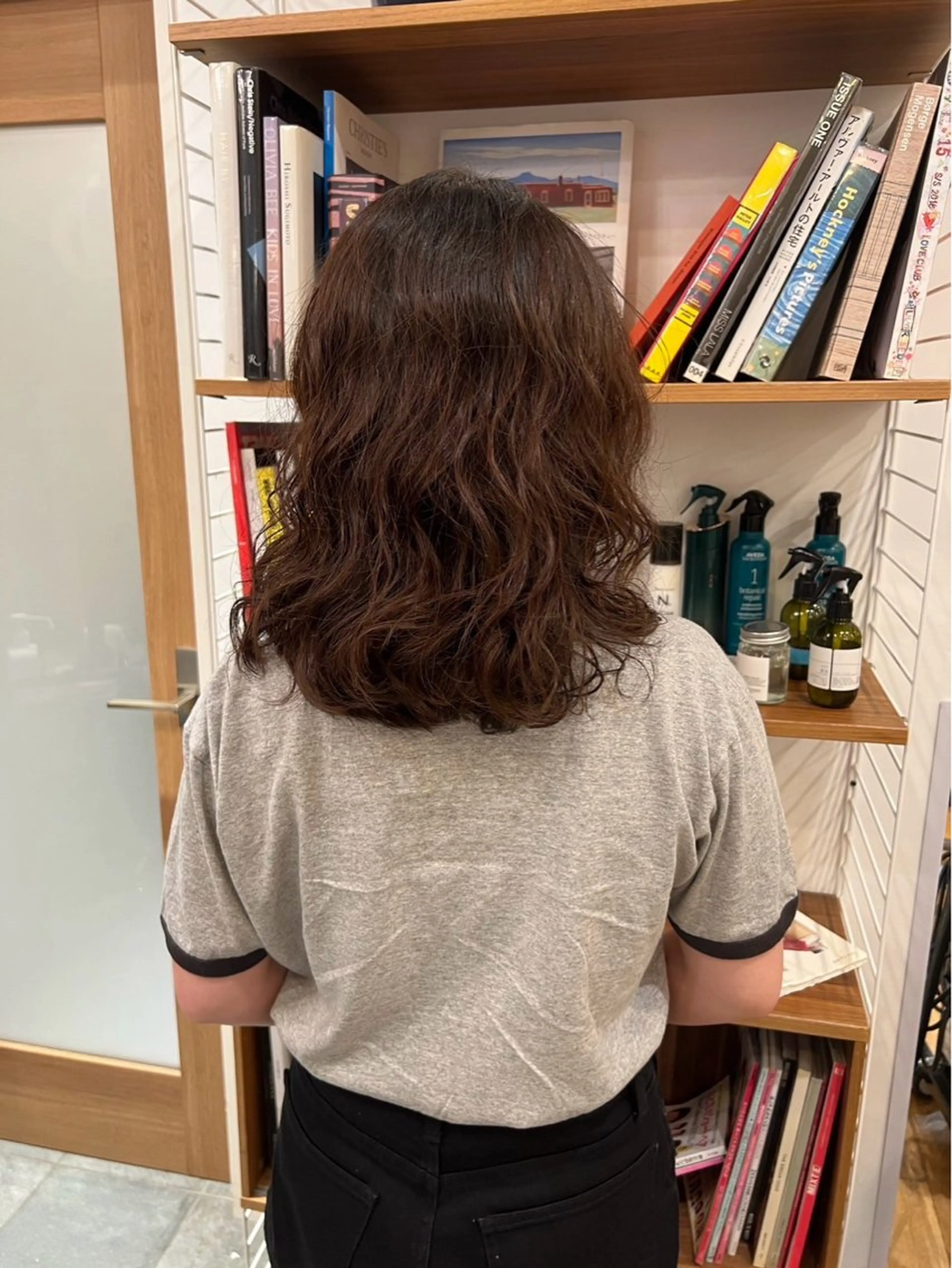 セミロング パーマ BEAUTRIUM 穂乃香のヘアスタイル
