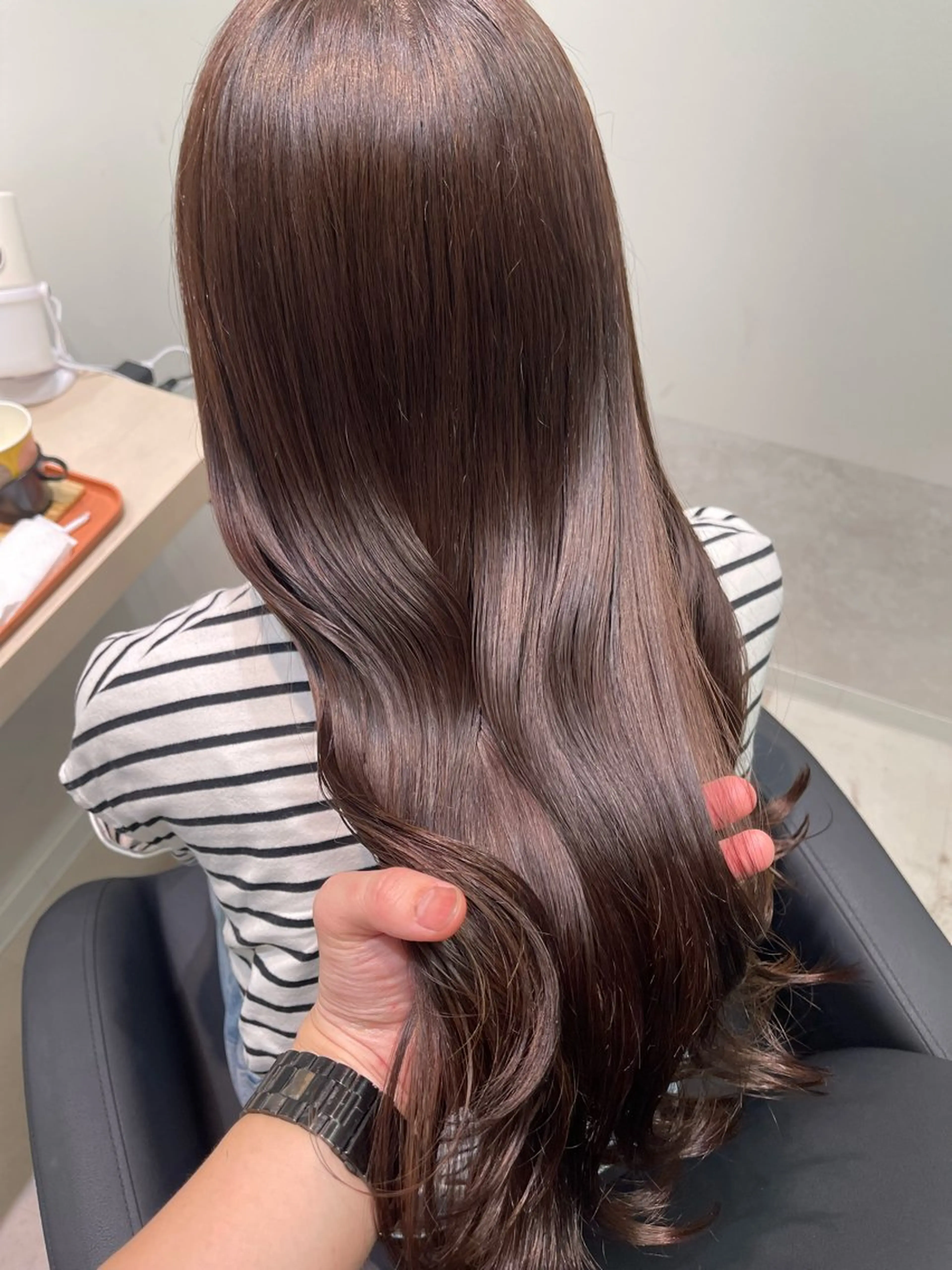 ロング カット ヘアカラー トリートメント 東梅田エリアカラー ヘアセットNo. 1のヘアスタイル