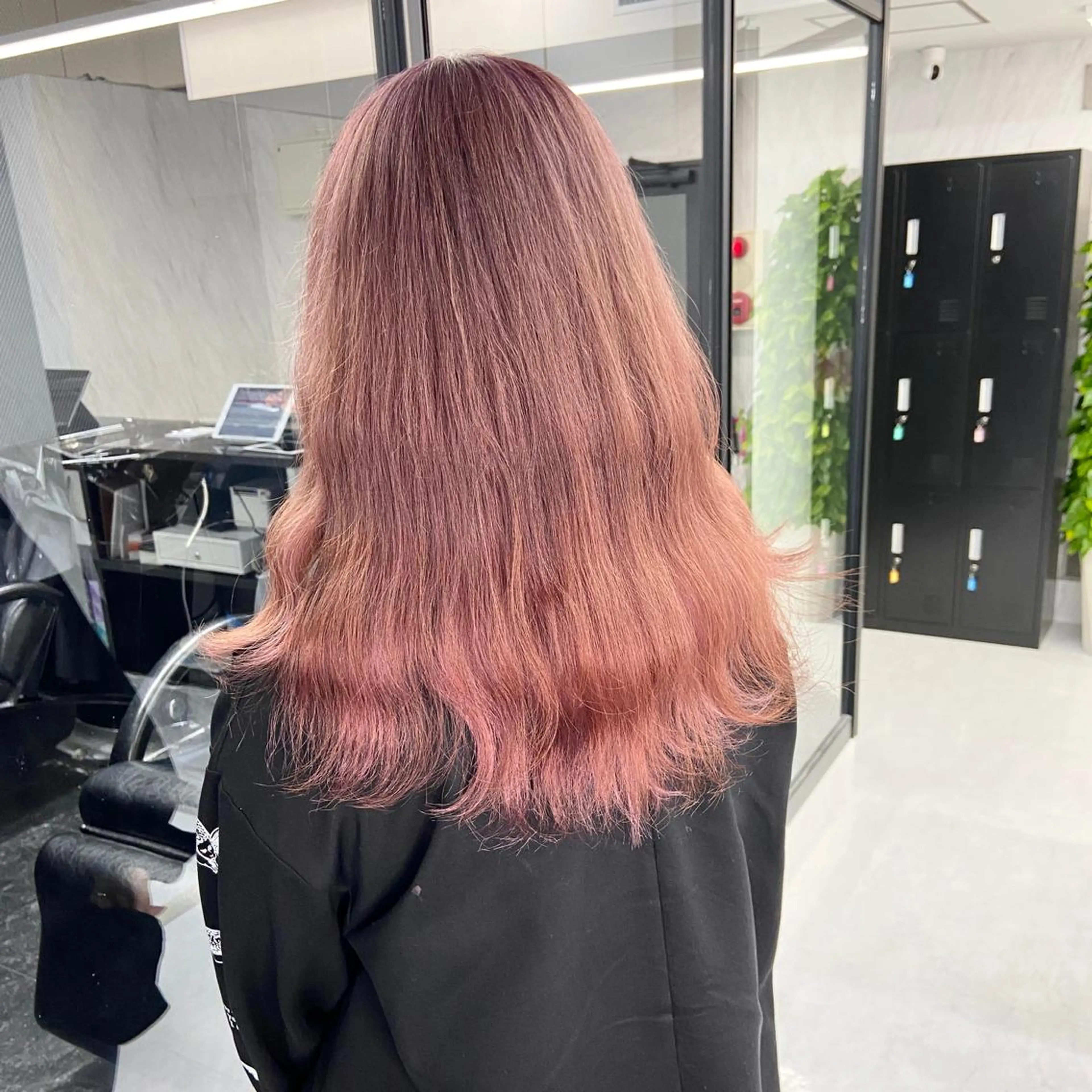 ロング カラー ハイトーンカラー ヘアカラー トリートメント ミルボンAujua認定サロン Ria OSAKA 梅田所属・メンズ、エクステ特化 Ryuのヘアスタイル