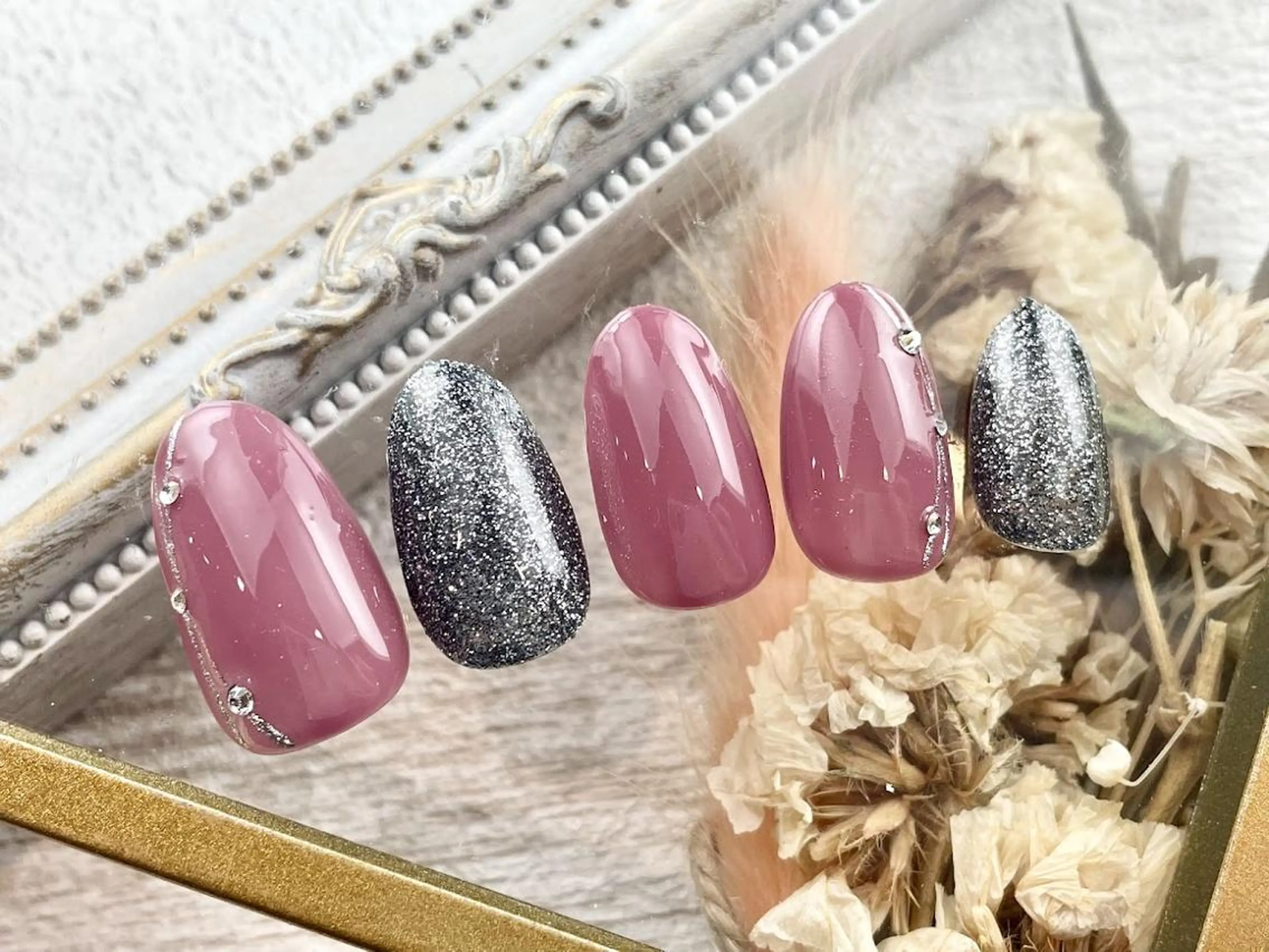 ネイル ハンドネイル LeaLeaNail 髙橋のネイルデザイン