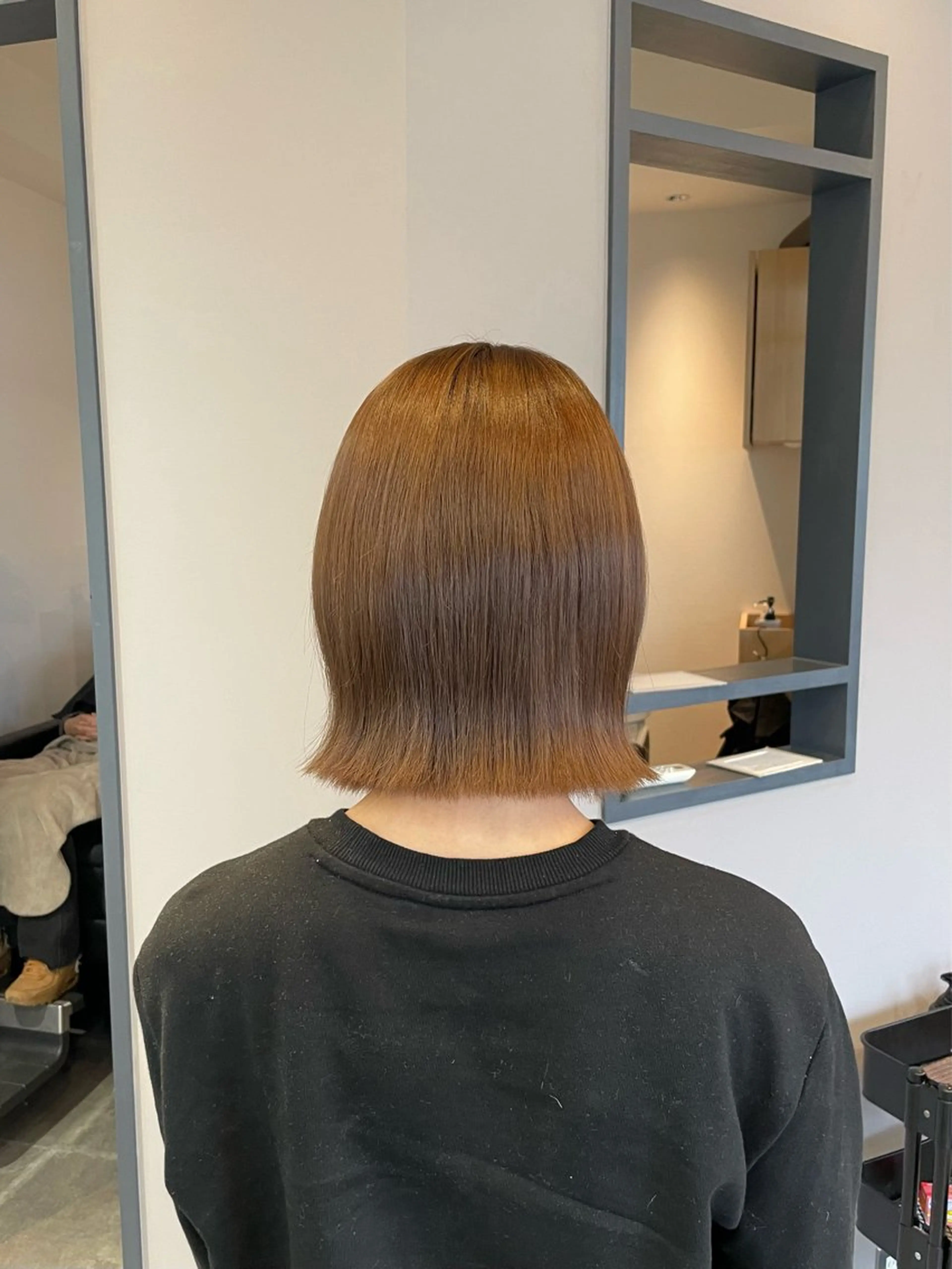 ミディアム カラー カット ヘアカラー トリートメント 西村 れいのヘアスタイル