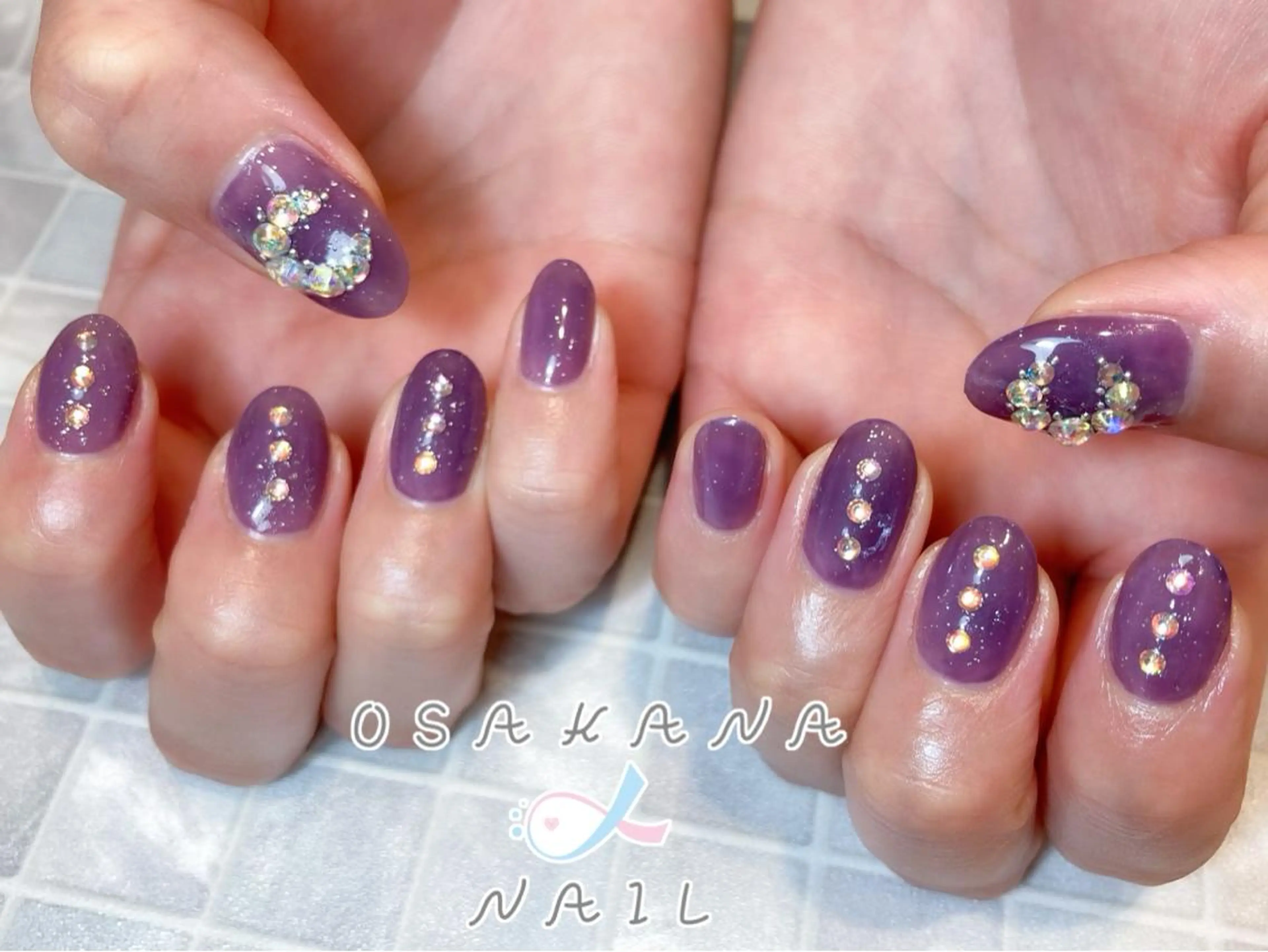 ネイル アートネイル オーロラネイル キラキラネイル 韓国ネイル パープル ハンドネイル OSAKNA NAIL しおん🐠のネイルデザイン