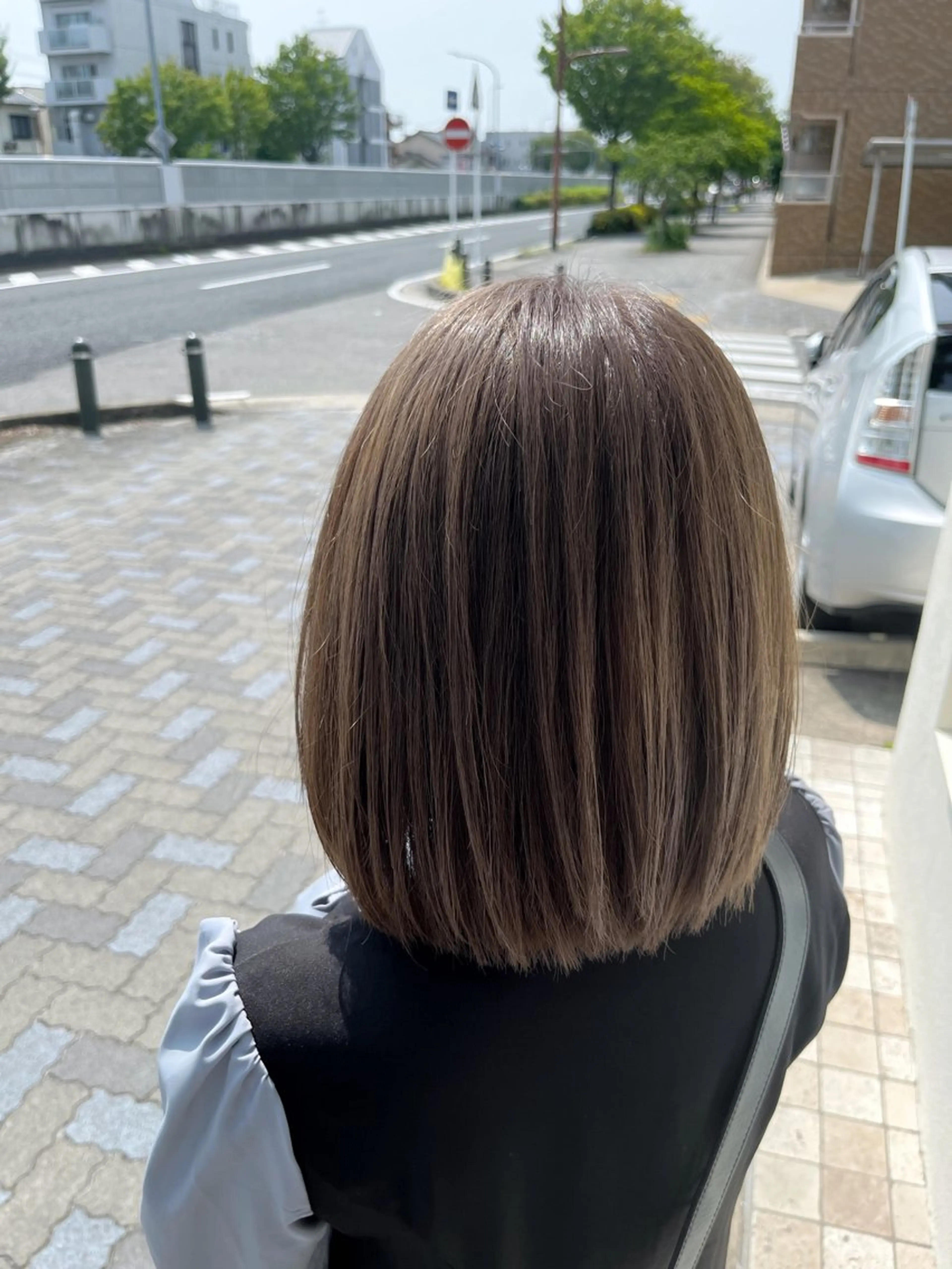 ミディアム カラー バレイヤージュ グレージュ ボブ レイヤーカット カット ヘアカラー トリートメント SALOWIN名古屋本山店所属・🍀ナガヤマ ヒデアキ🍀のヘアスタイル