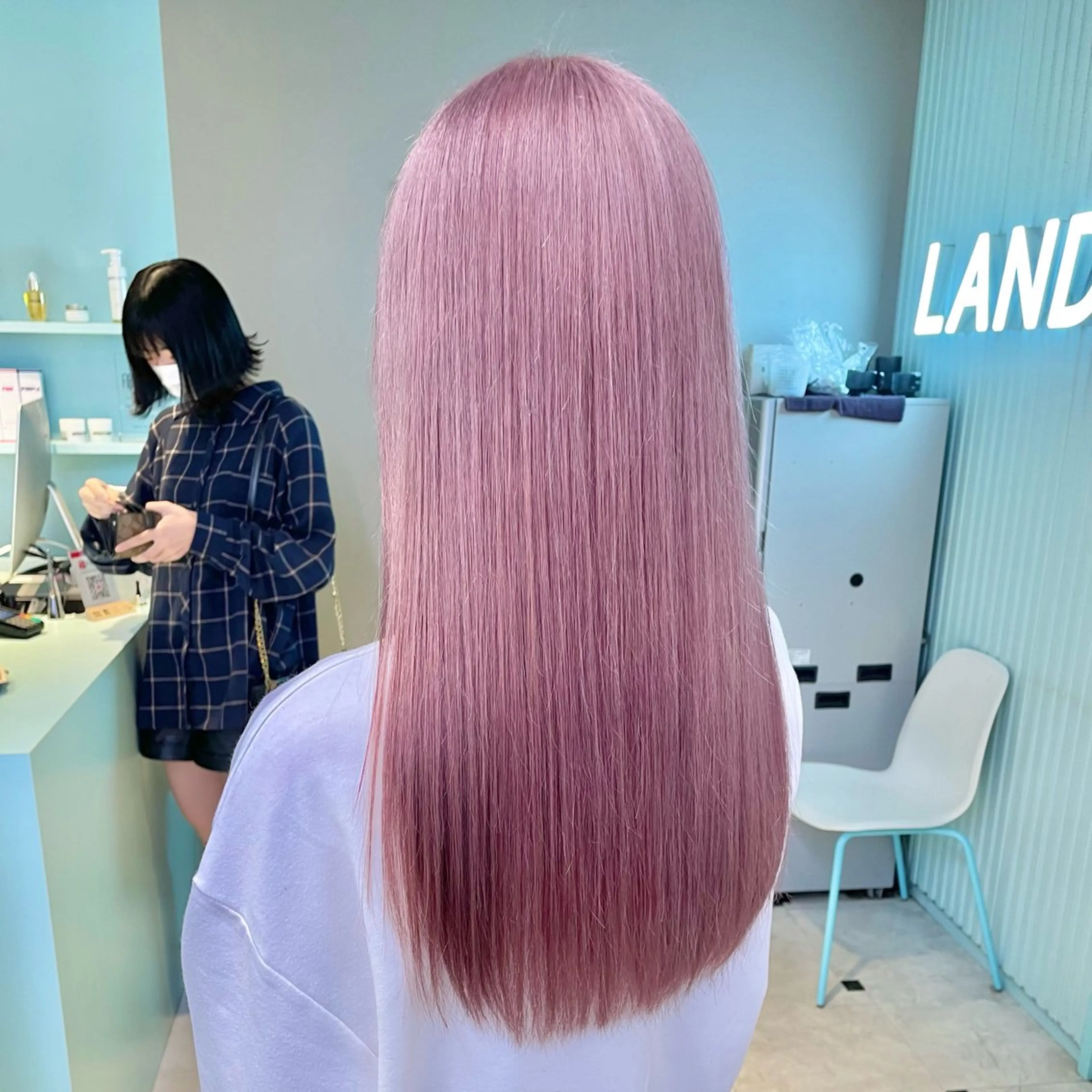 ロング カラー モテガーリー🎀ピン クヘア/SHIONEのヘアスタイル