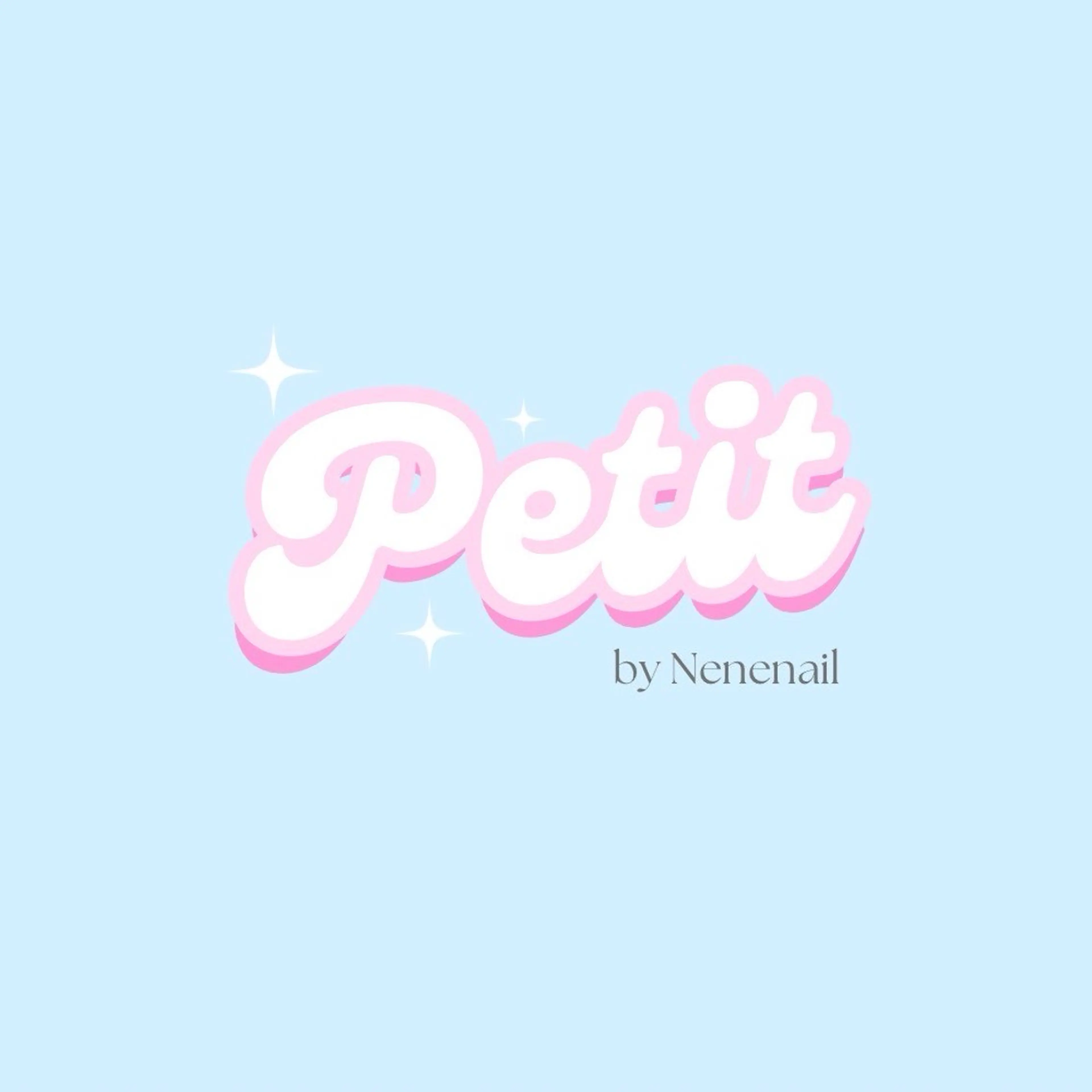 Petit 【Natsumi】のネイルデザイン