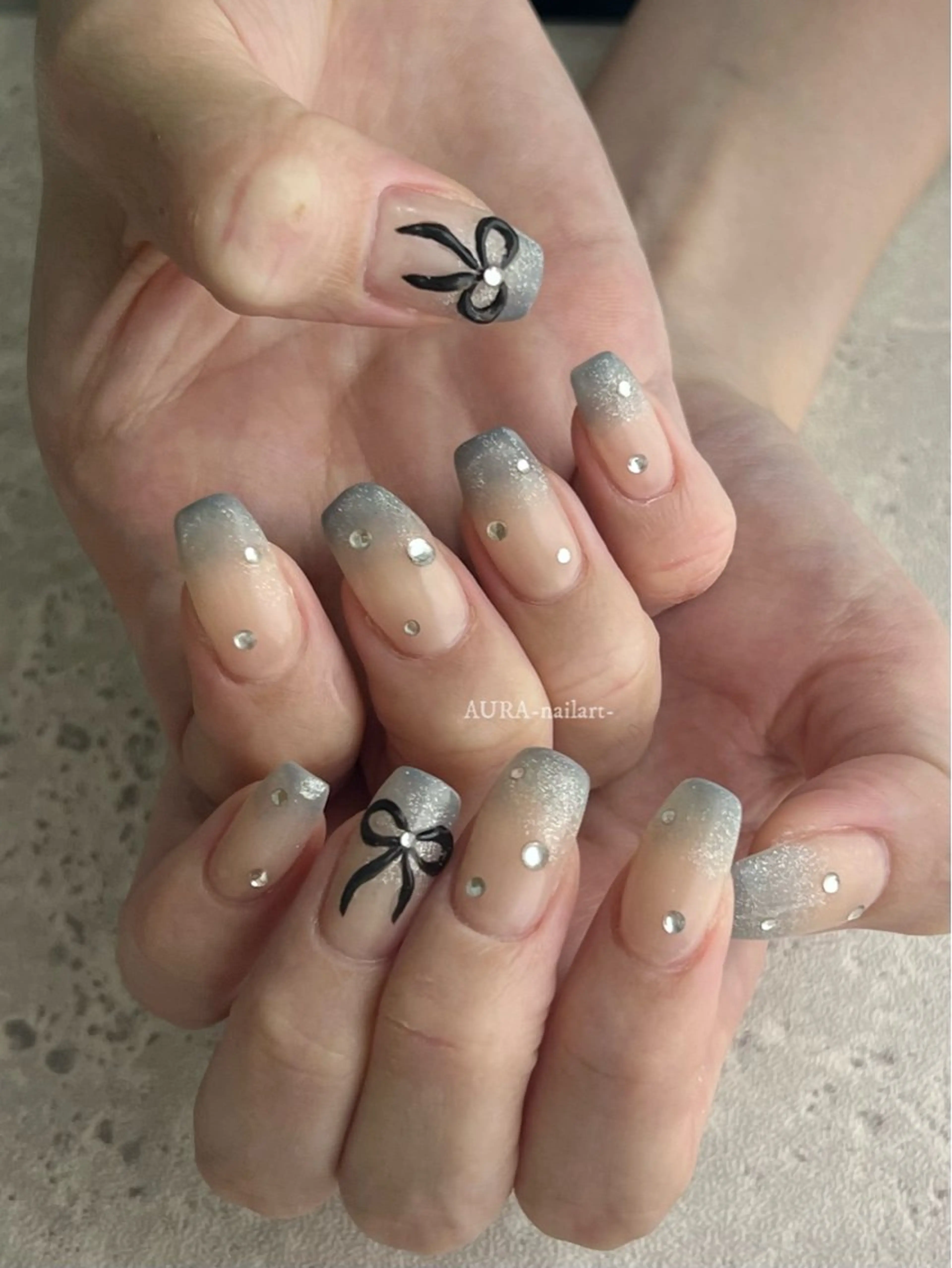 ネイル ハンドネイル フットネイル AURA nailartのネイルデザイン