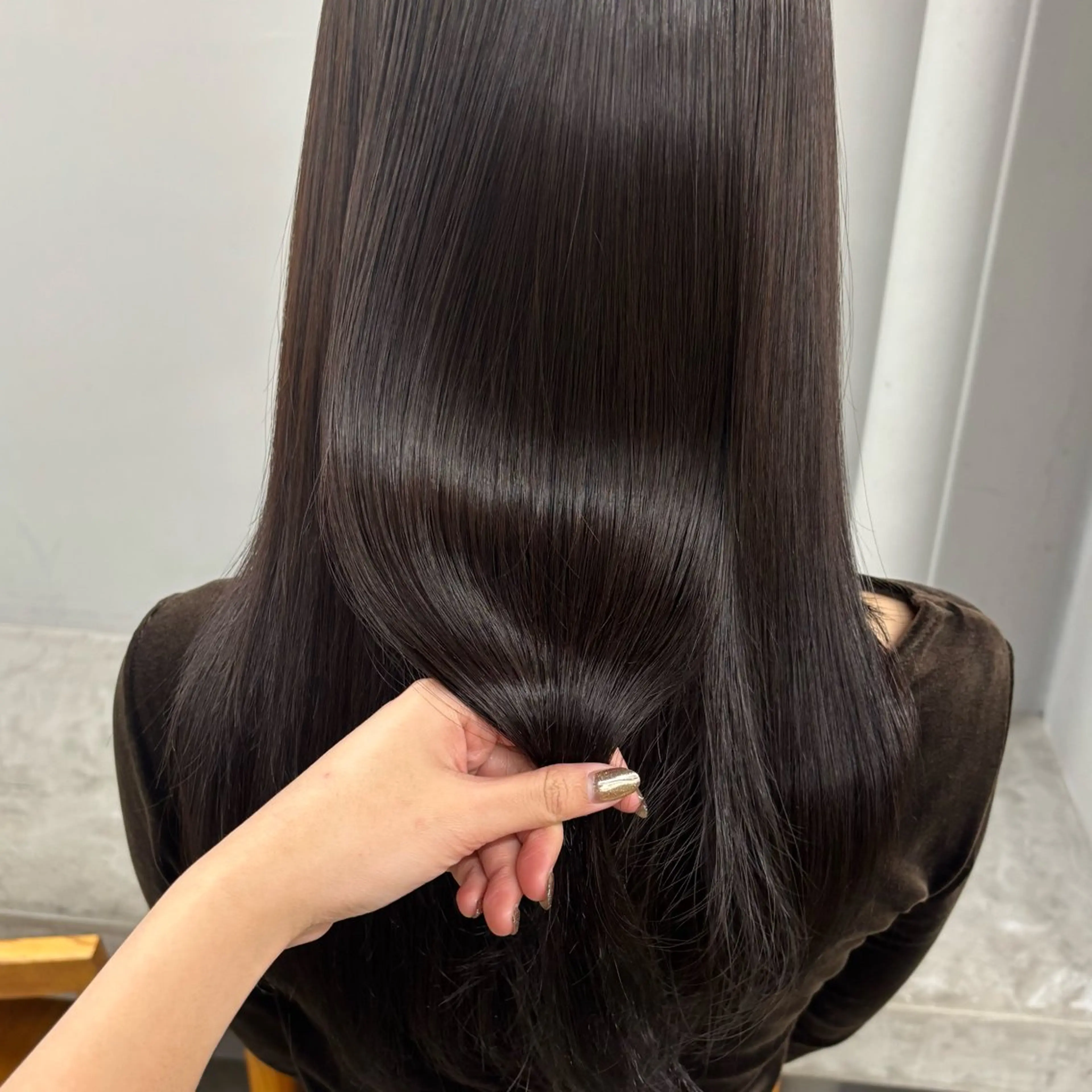 セミロング ヘアカラー nude所属・𝐀𝐦𝐞𝐫𝐢 /透明感カラーのヘアスタイル