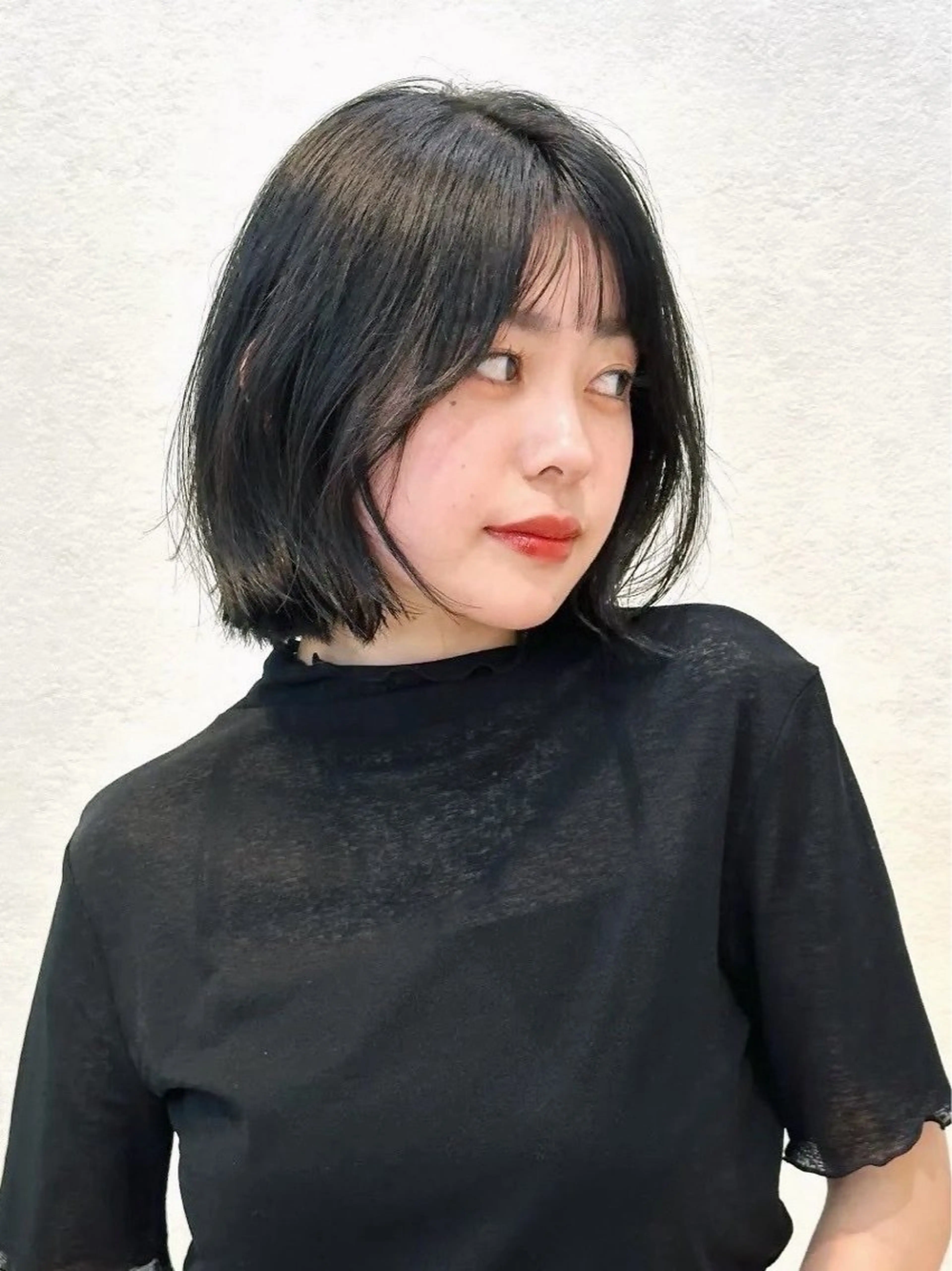 ショート カラー パーマ 🫧小顔×似合わせ× 透明感カラー🫧のヘアスタイル