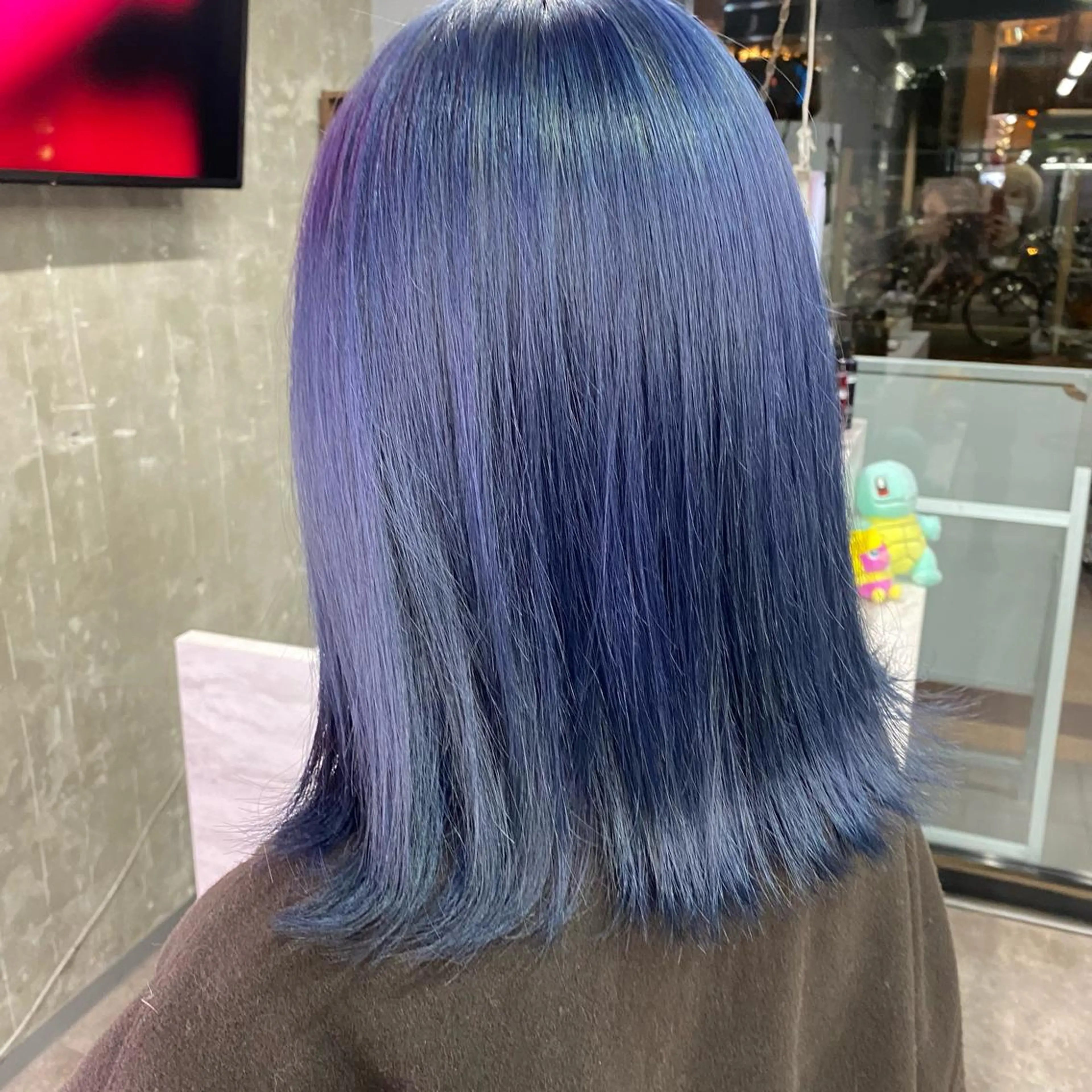 カラー ブルーカラー ネイビーカラー ヘアカラー Seleneコウキ ブリーチ/ハイトーンのヘアスタイル