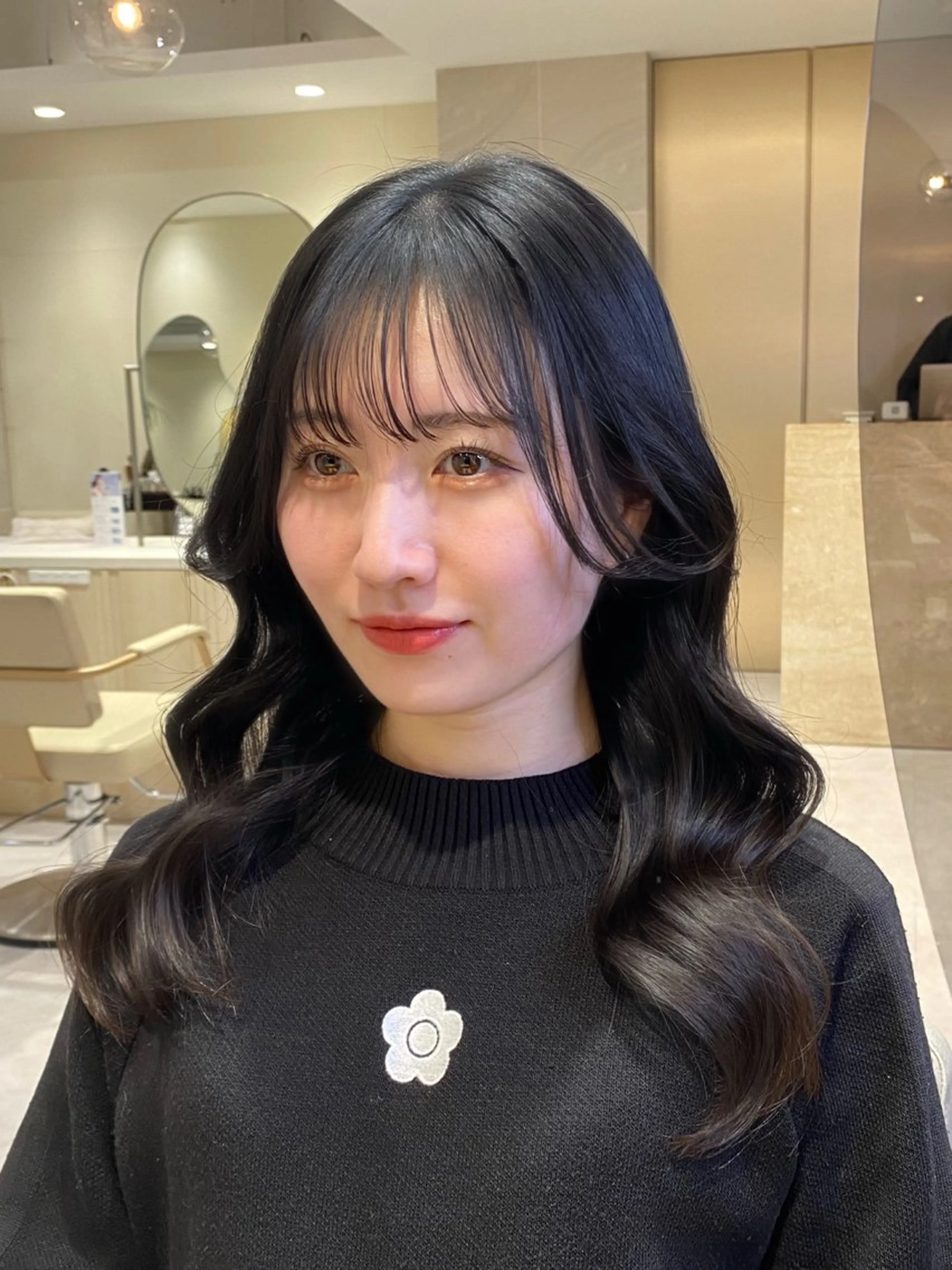 ロング カラー 黒髪 ブルーカラー ブルーブラック イルミナカラー カット ヘアカラー トリートメント ブリーチなしダブル カラー🧸🐺陽介のヘアスタイル