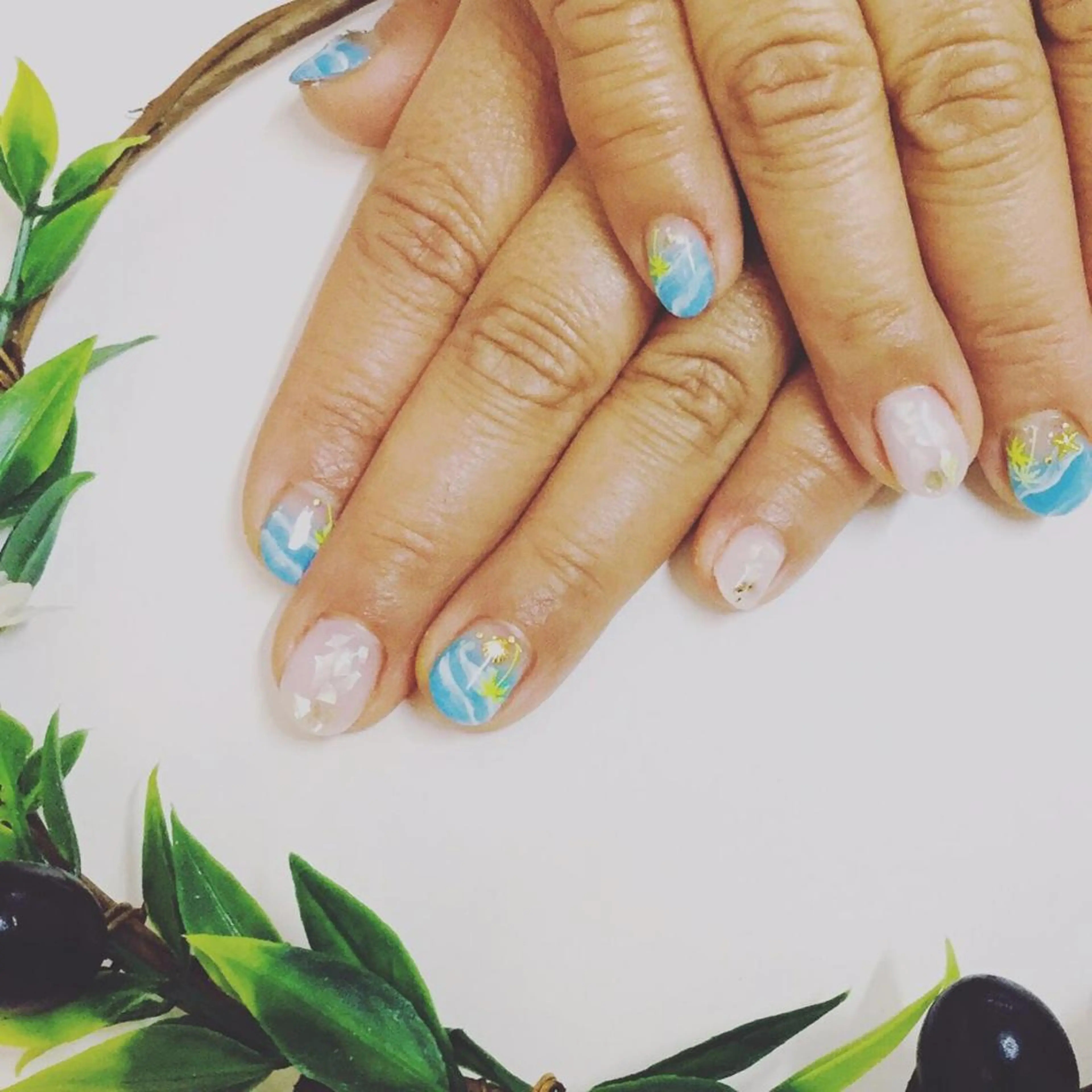 ネイル Olivia アイラッシュのマツエク・マツパデザイン