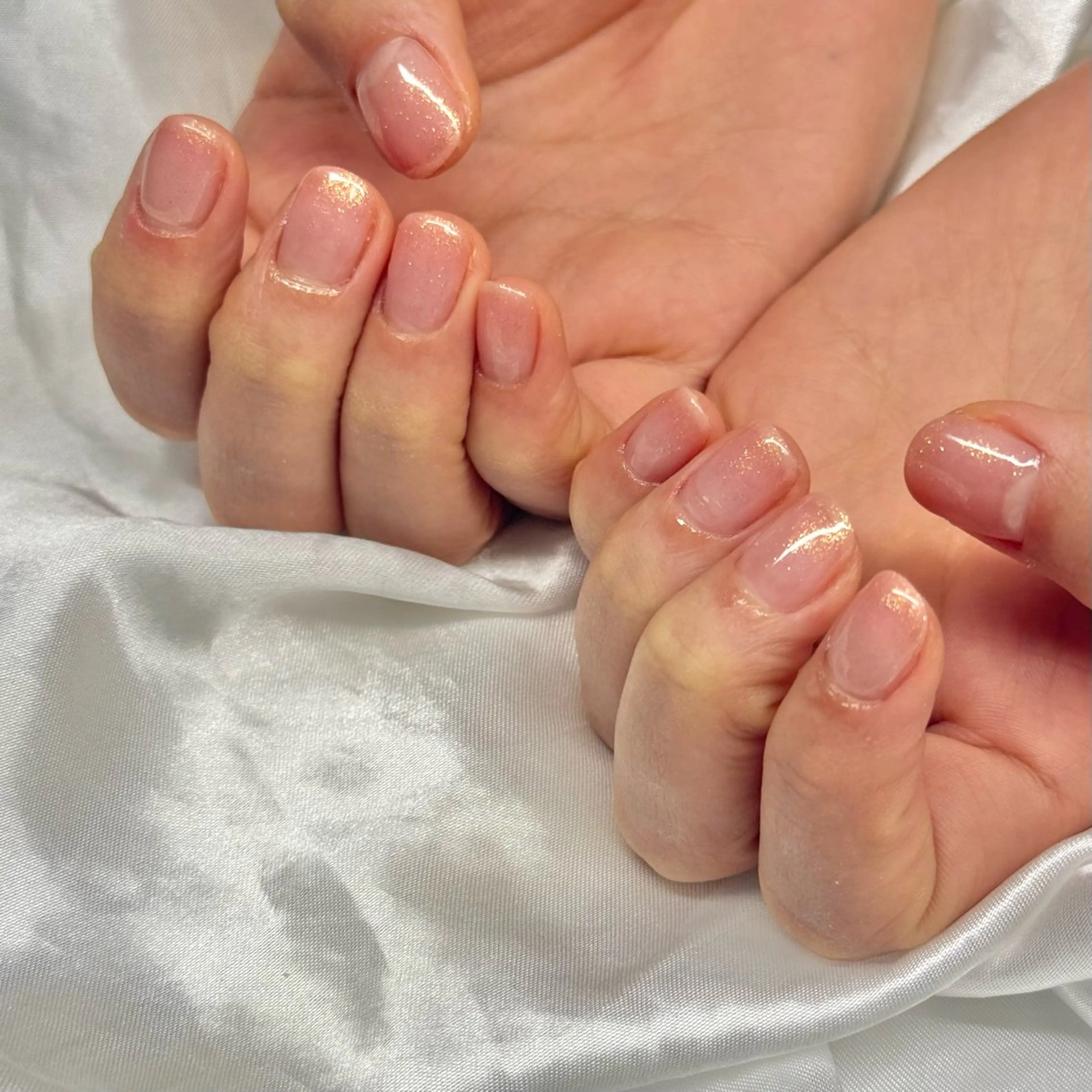 ネイル グラデーション ラメ(グリッター) ラメグラデーション MALELI 北円山店所属・松浦 杏佳のネイルデザイン