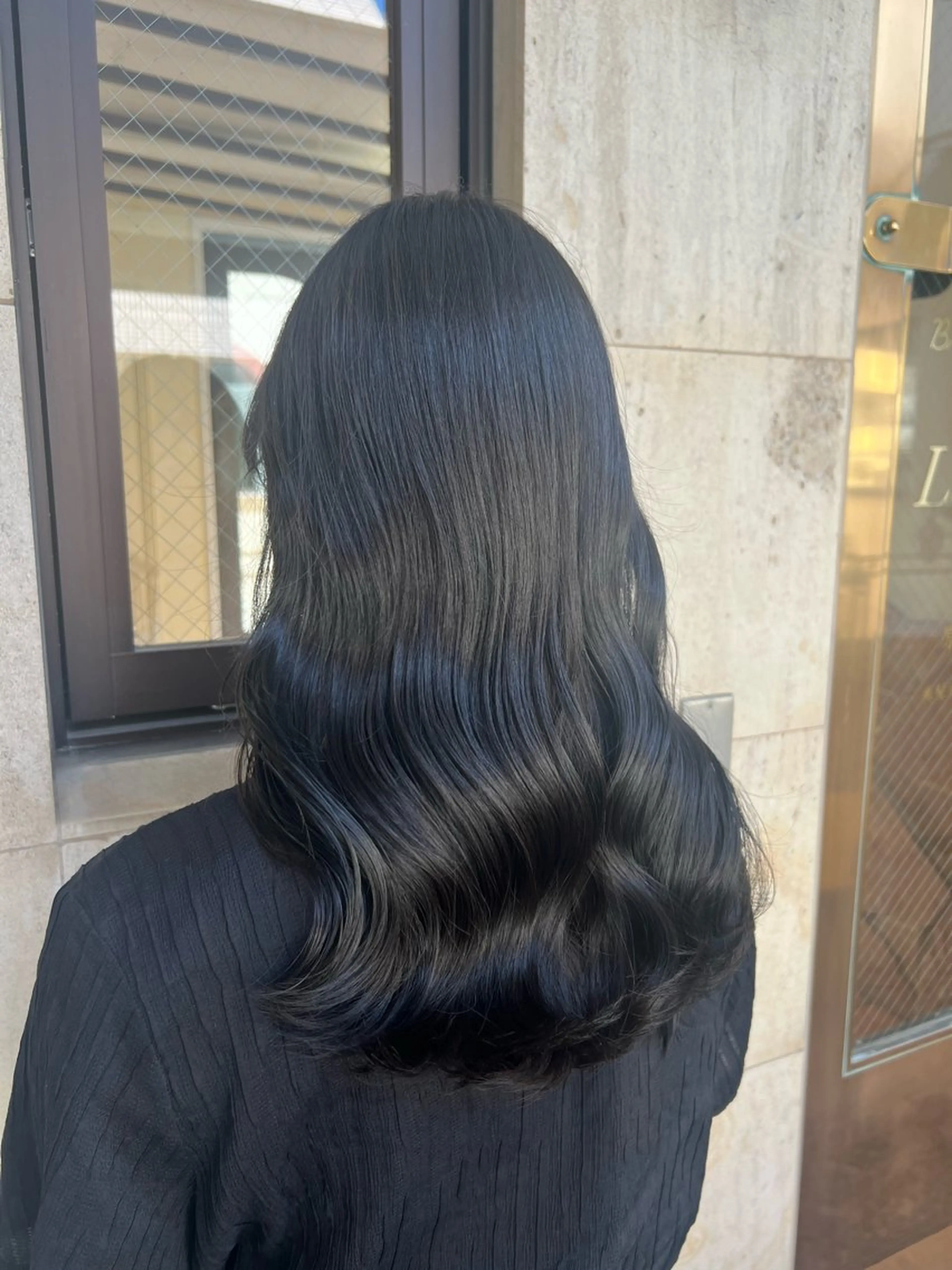 ロング カラー 切りっぱなしボブ 黒髪 ブリーチ ダブルカラー ブリーチなしカラー カット ヘアカラー トリートメント ヘッドスパ ヘアセット Wカラー/髪質改善/ 艶カラー🩶Sanaのヘアスタイル