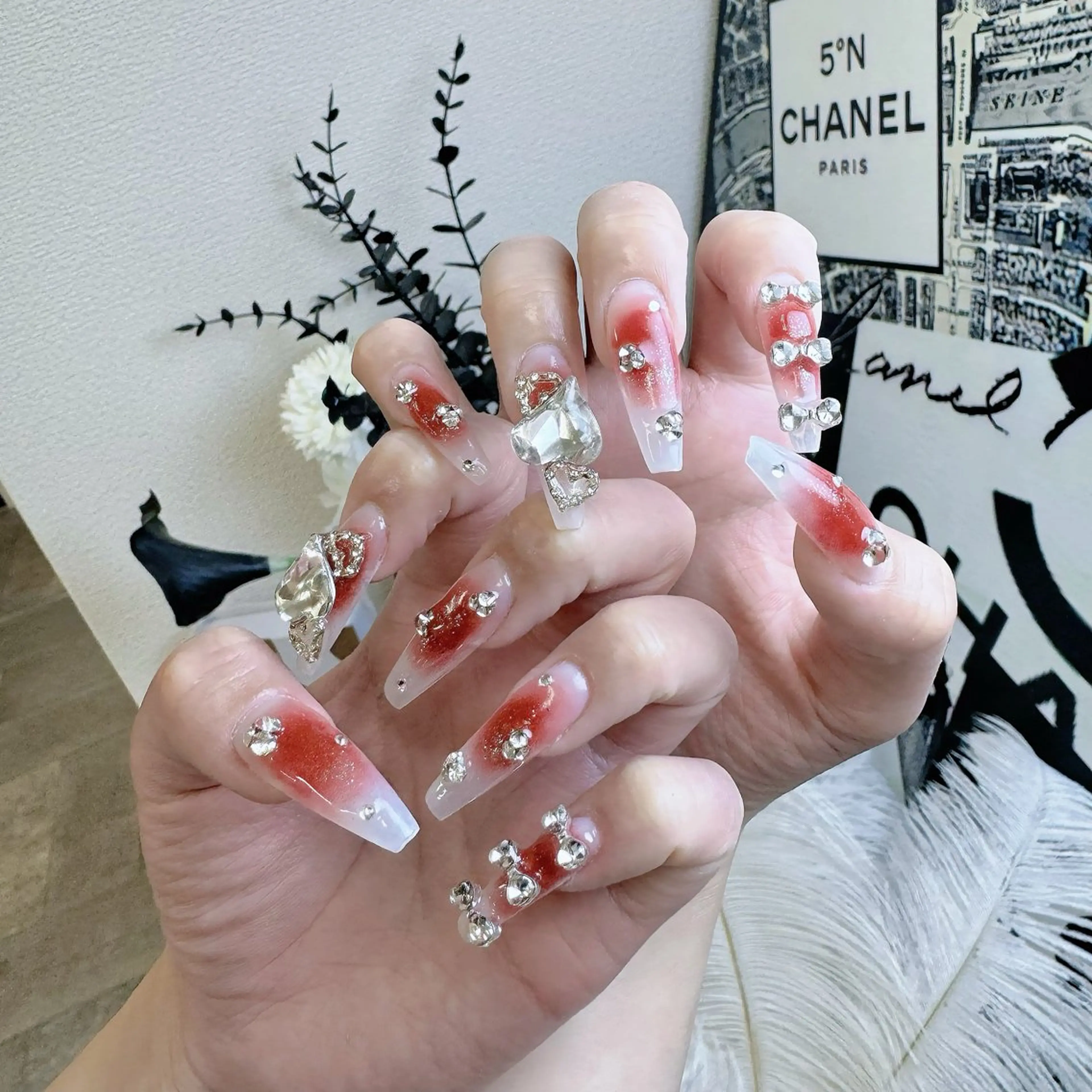 ネイル チークネイル クリアネイル ガーリー キラキラネイル 韓国ネイル ハンドネイル NailPrincess所属・princess スカルプ専門店のネイルデザイン