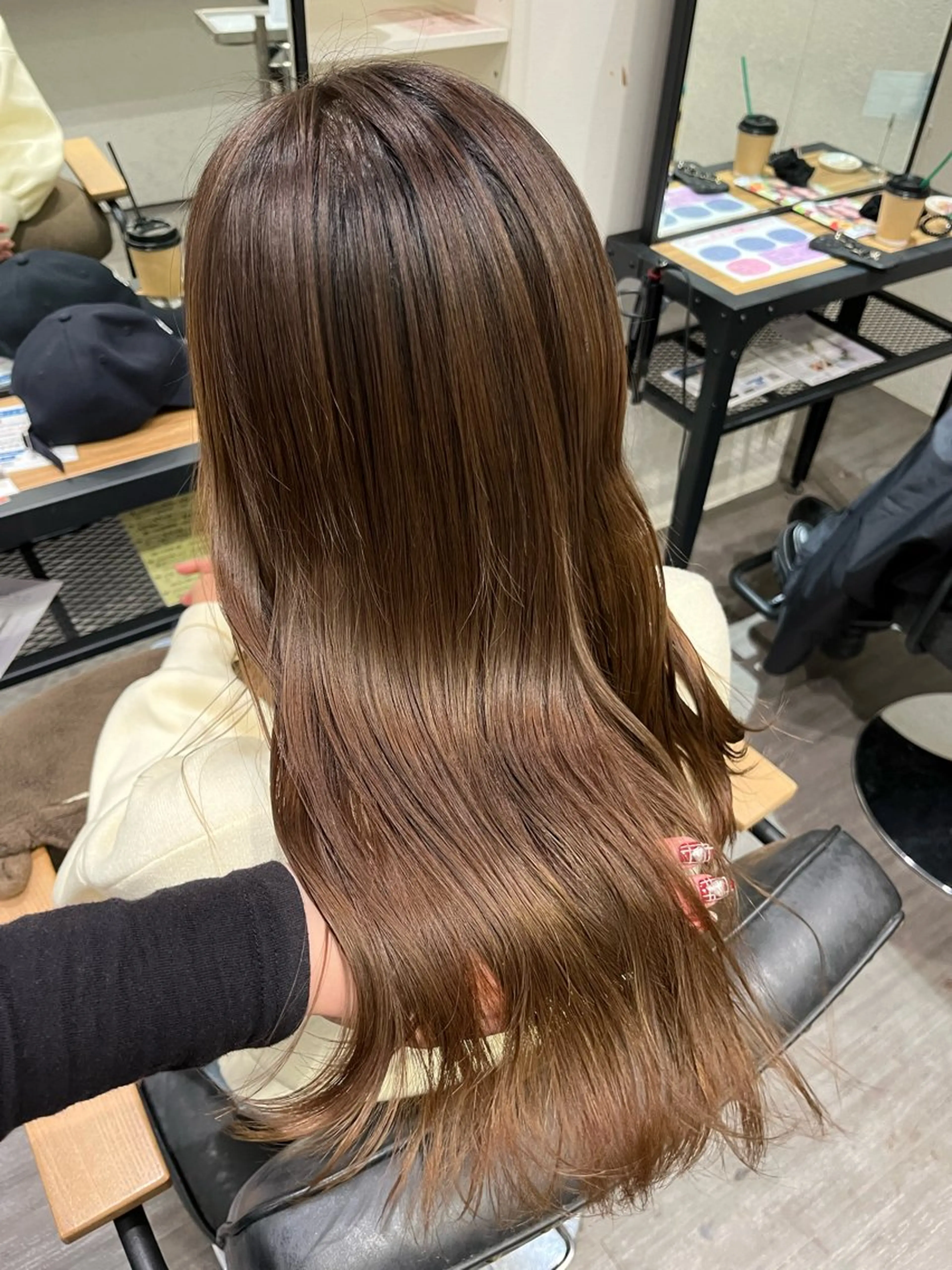 ロング カラー ヘアアレンジ アッシュ 透明感カラー オリーブアッシュ ヘアカラー トリートメント カラーリスト💟草間 紫音💟のヘアスタイル