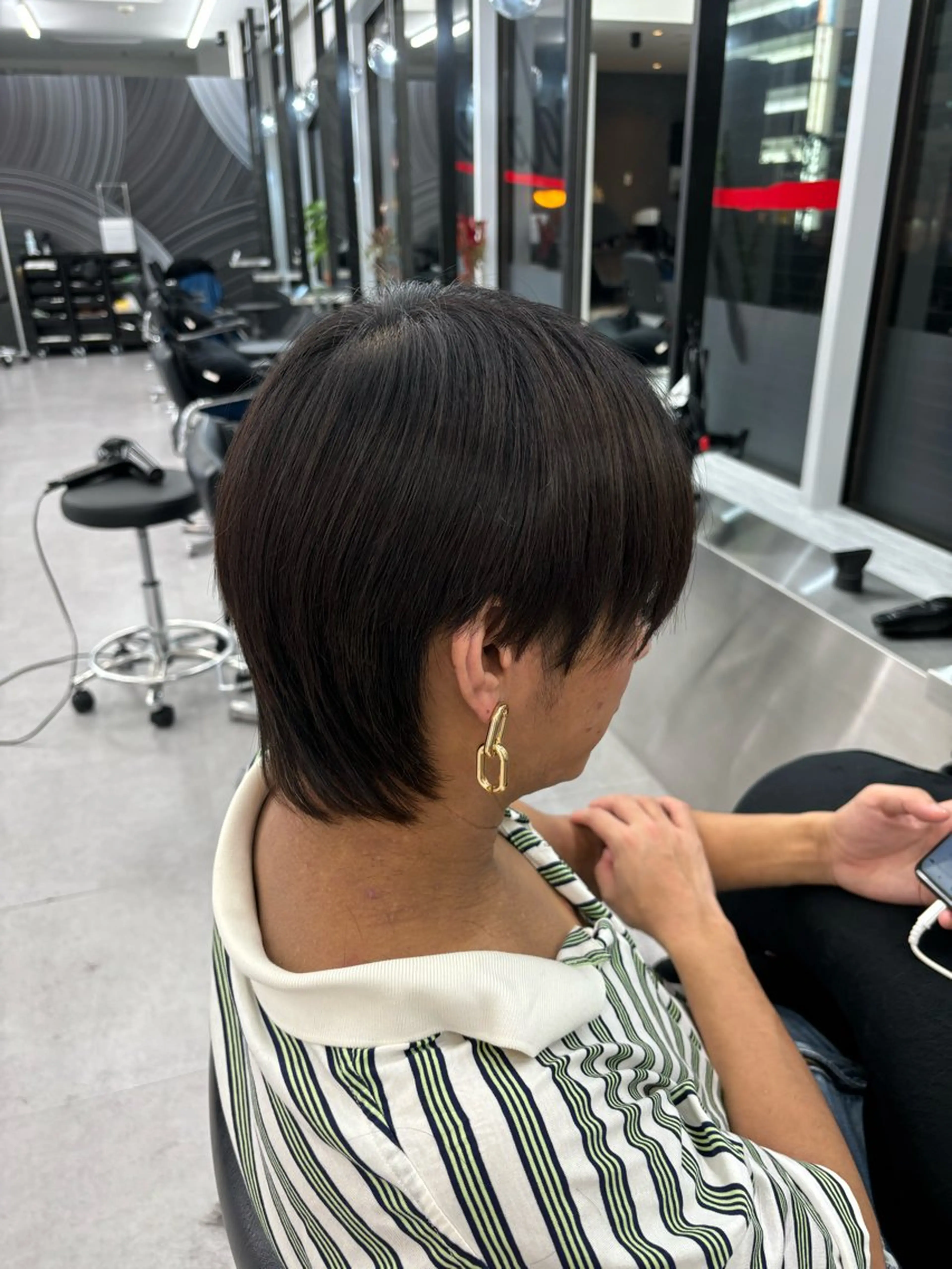 メンズ メンズウルフカット ウルフカット 韓国風メンズヘア 高森蓮のヘアスタイル