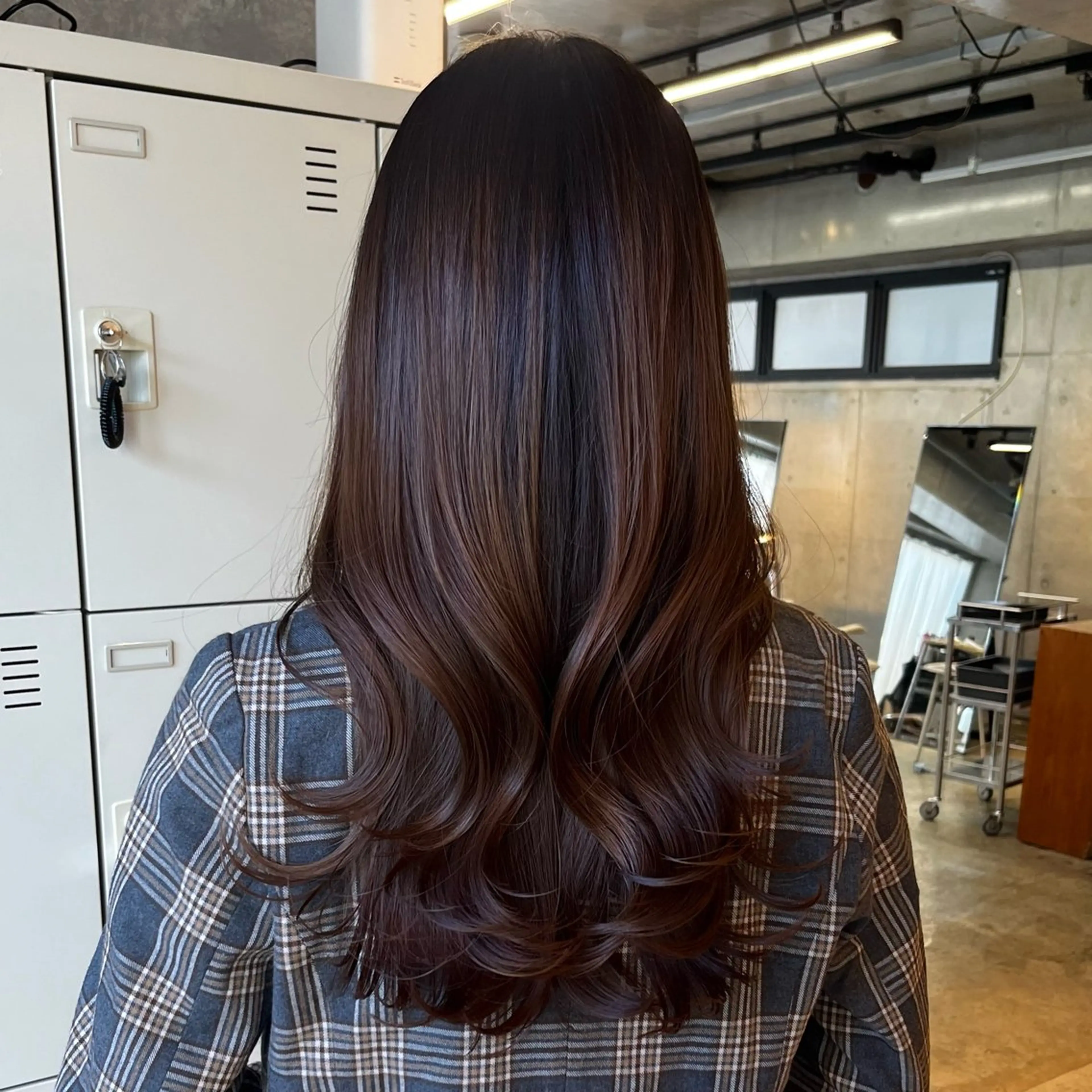 ロング カラー 透明感カラー オレンジ ヘアカラー トリートメント AIN.ANLY 明治神宮前所属・徳浜 睦希のヘアスタイル