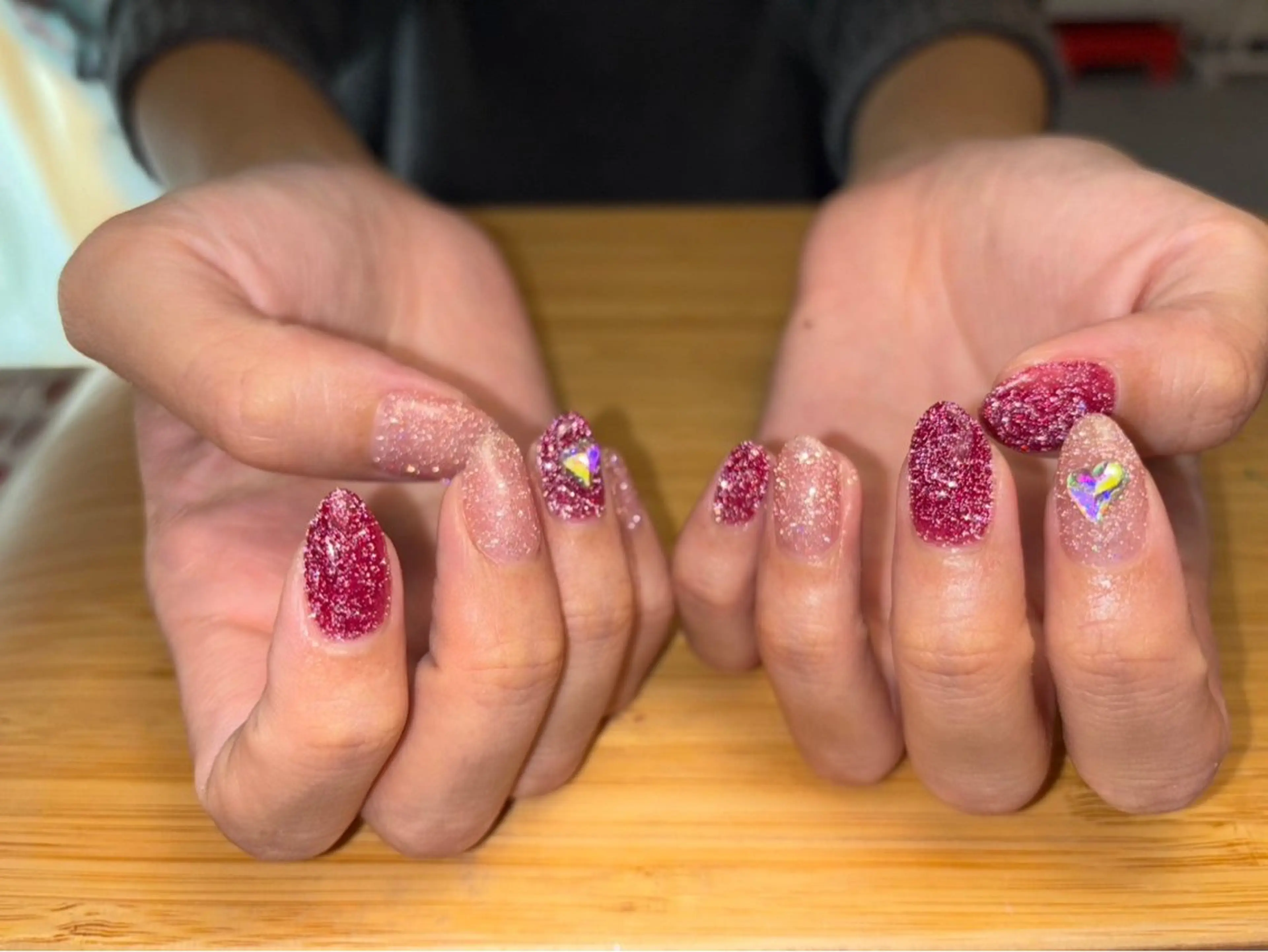 ネイル ハンドネイル VIVA NAIL所属・自爪を傷つけない フィルイン3500円のネイルデザイン