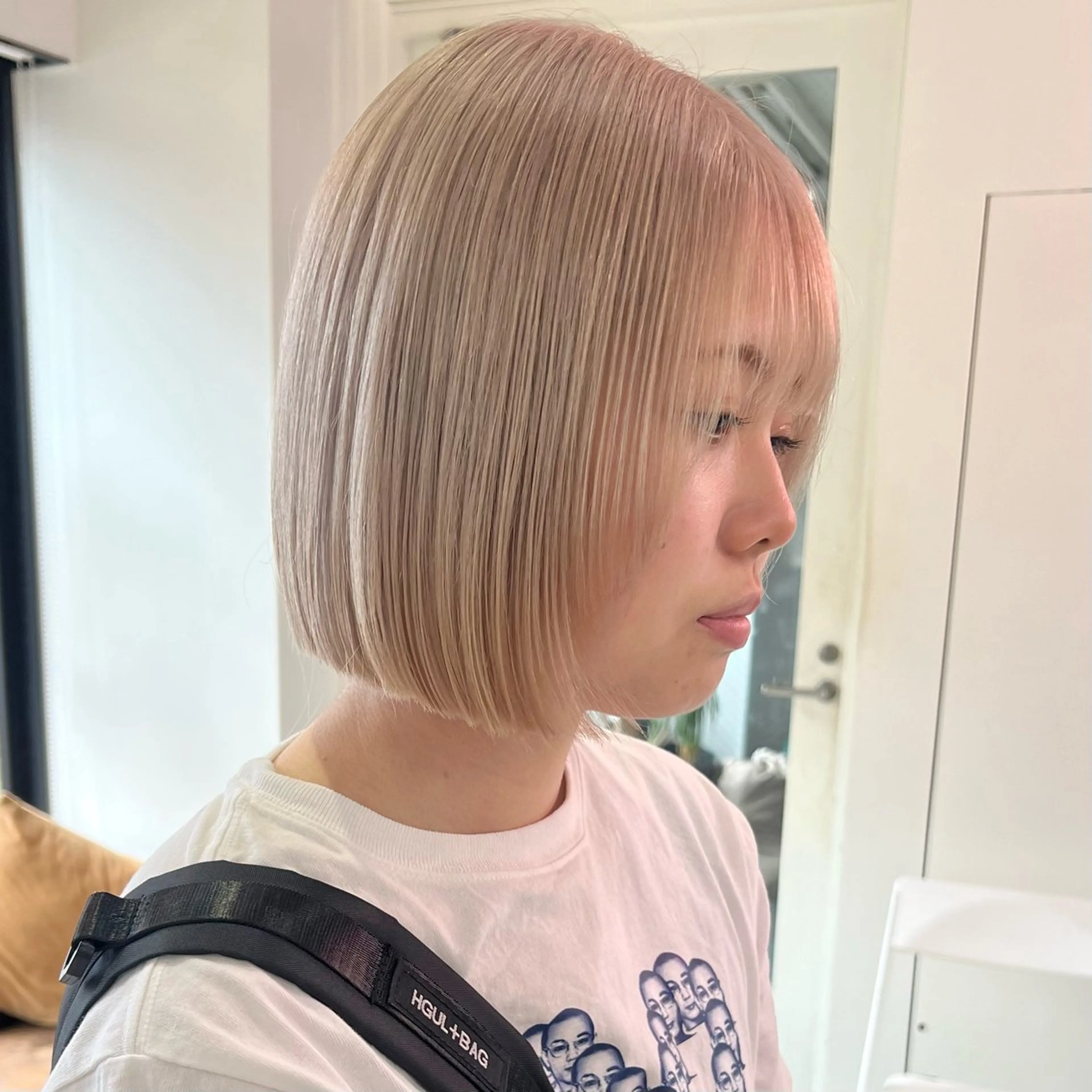 ショート カラー パーマ ヘアアレンジ メンズ カット ヘアカラー 🧨ブリーチー×ボブ レイヤー💎じゅえるのヘアスタイル