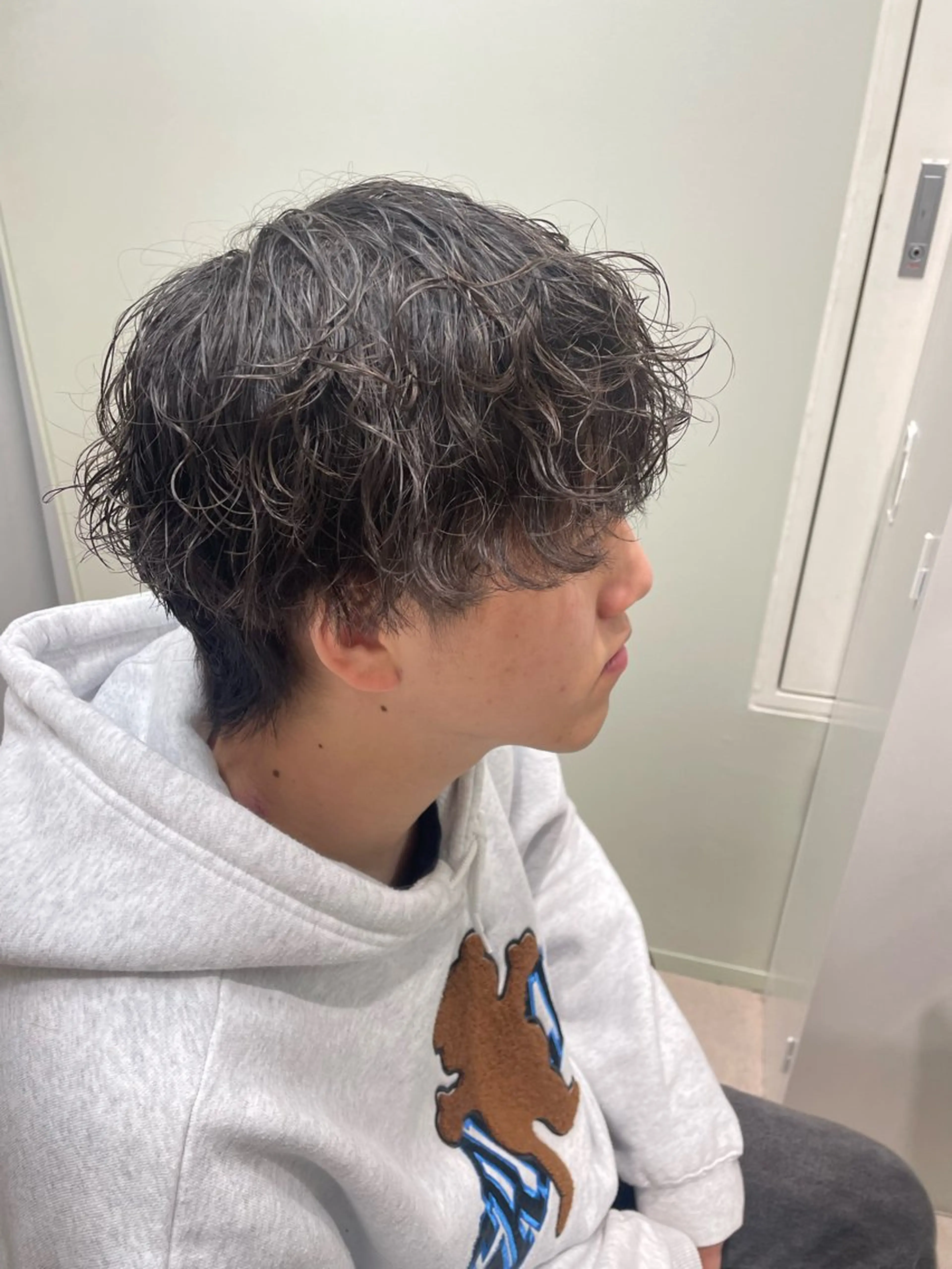 🫧🌀カット+パーマ🌀🫧+マイクロバブル洗浄+アロマミニスパ付き🫧🧑🏻‍🦱（メンズ限定!）の写真