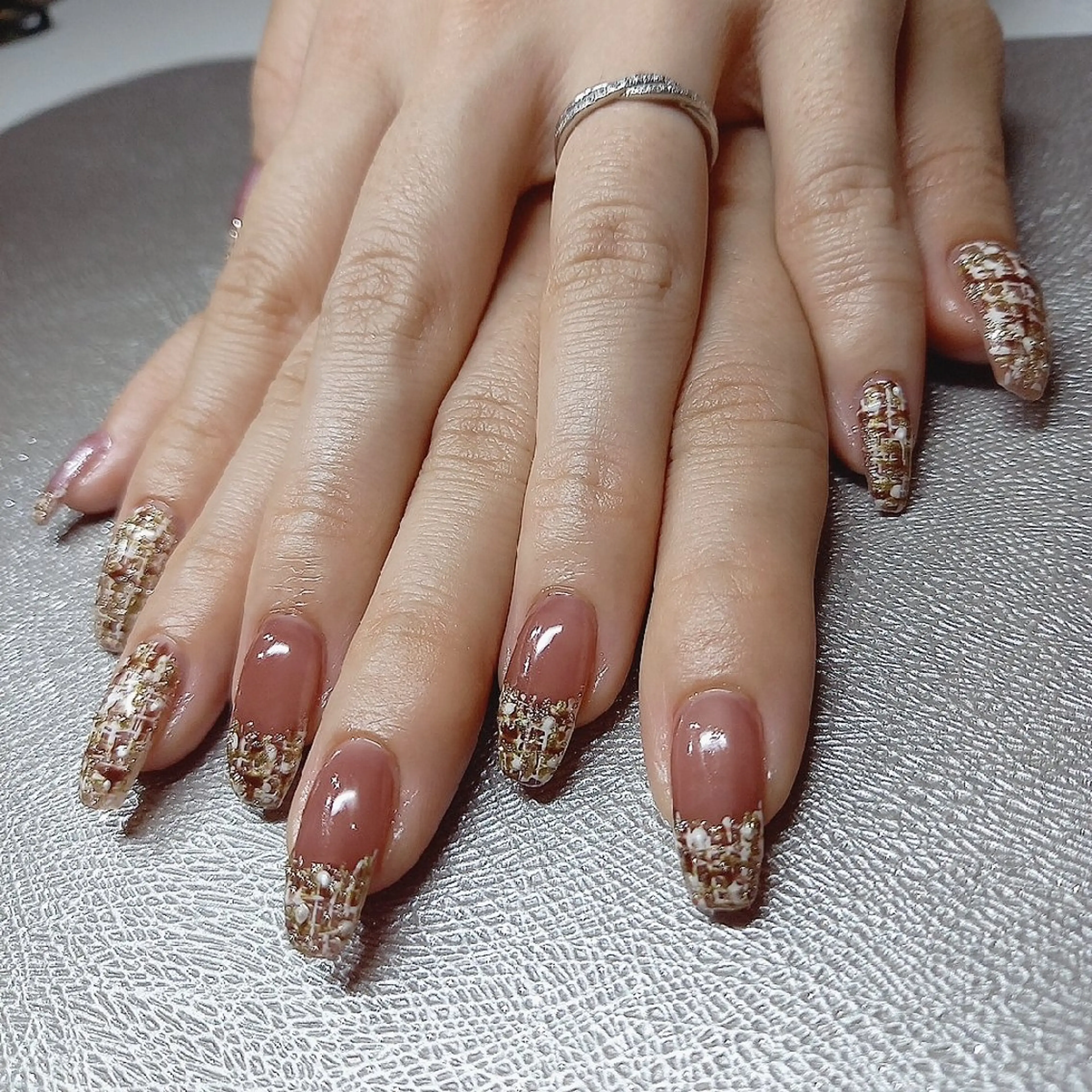ネイル フレンチネイル ツイードネイル salon de Princess所属・salon de  Princessのネイルデザイン