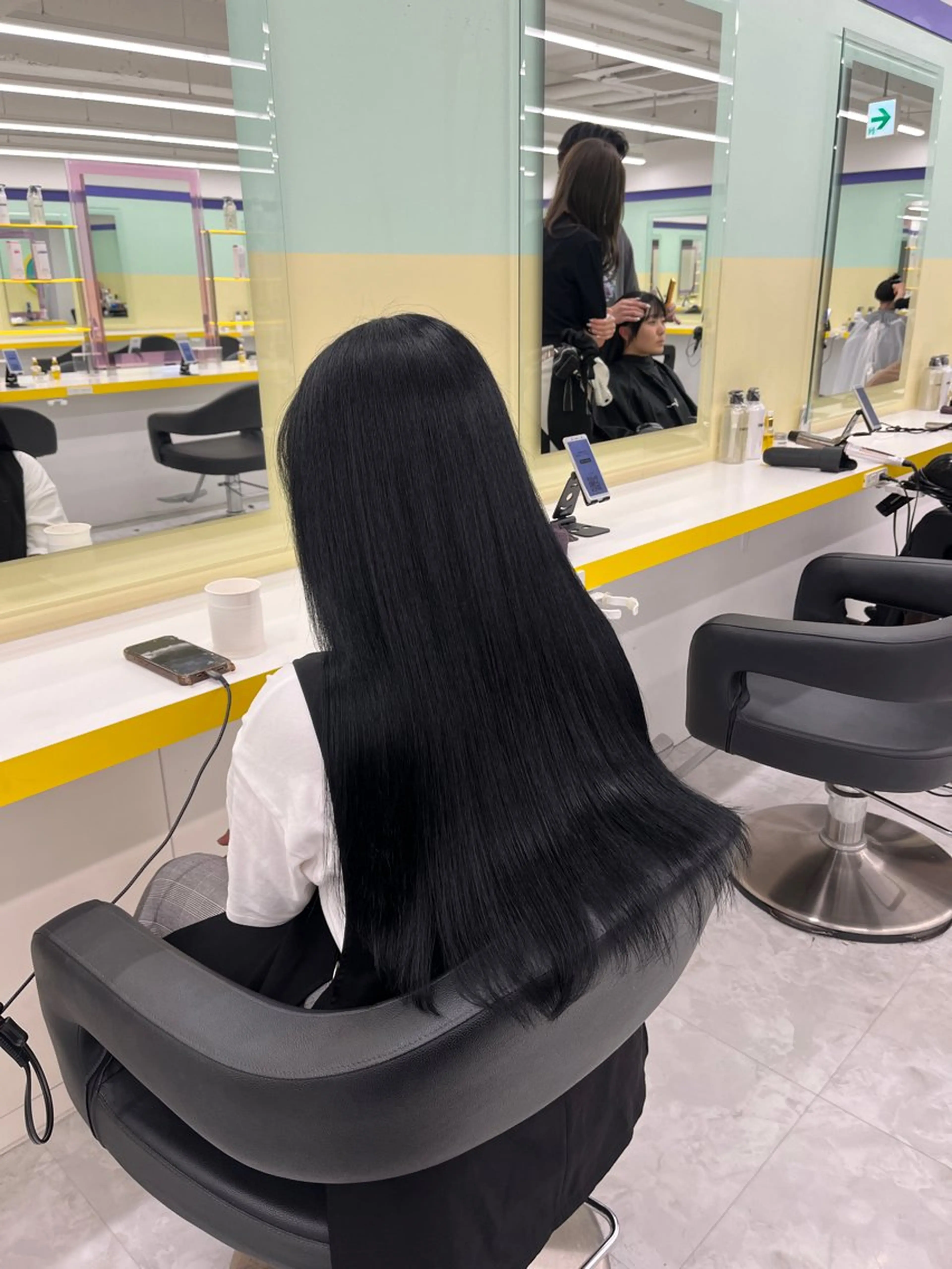 ロング カラー ヘアアレンジ カット ヘアカラー トリートメント ヘアセット 🎀Girly艶髪カ ラー🎀Harukaのヘアスタイル