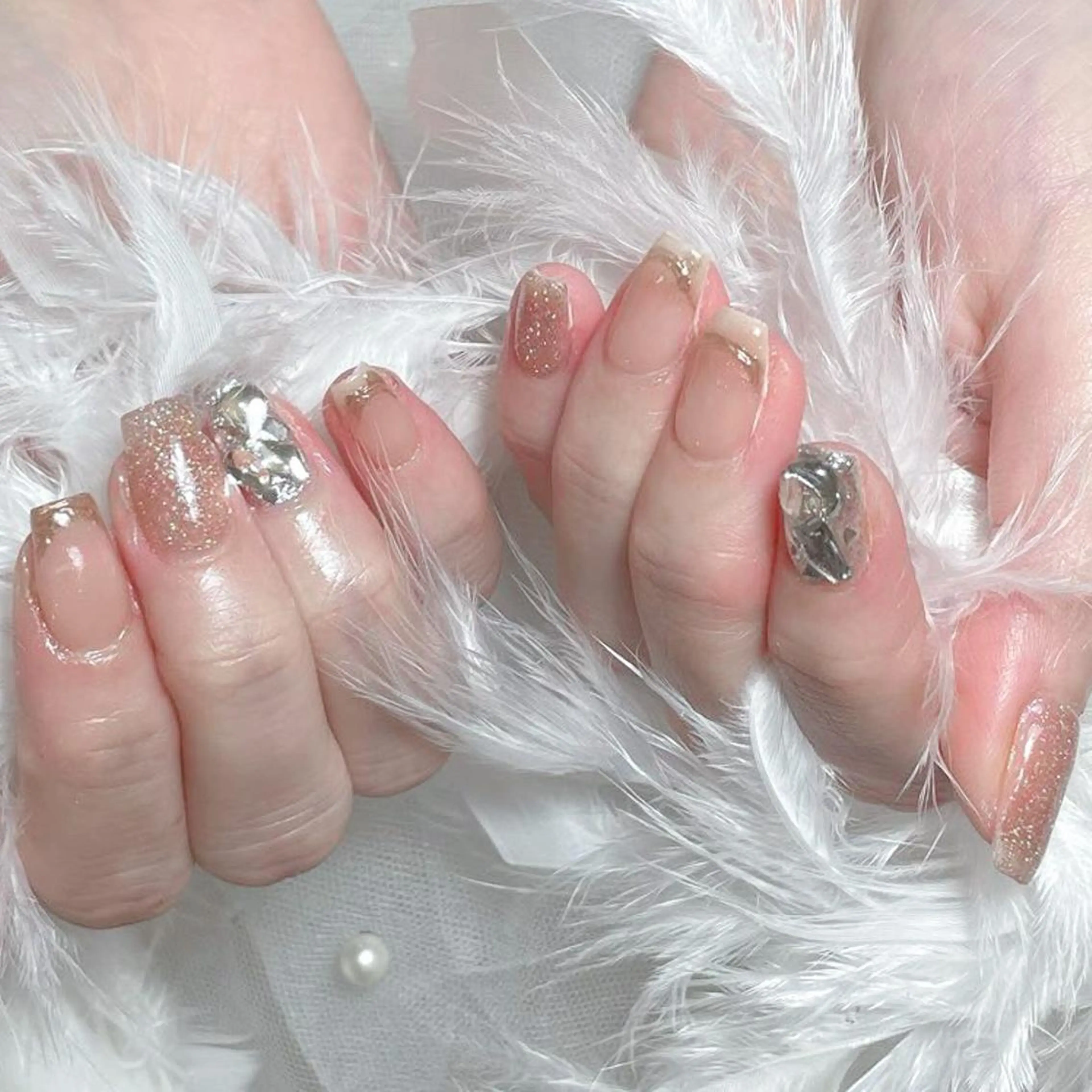 ネイル アートネイル オーロラネイル ガーリー キラキラネイル 韓国ネイル ハンドネイル Diamond NAIL✨のネイルデザイン