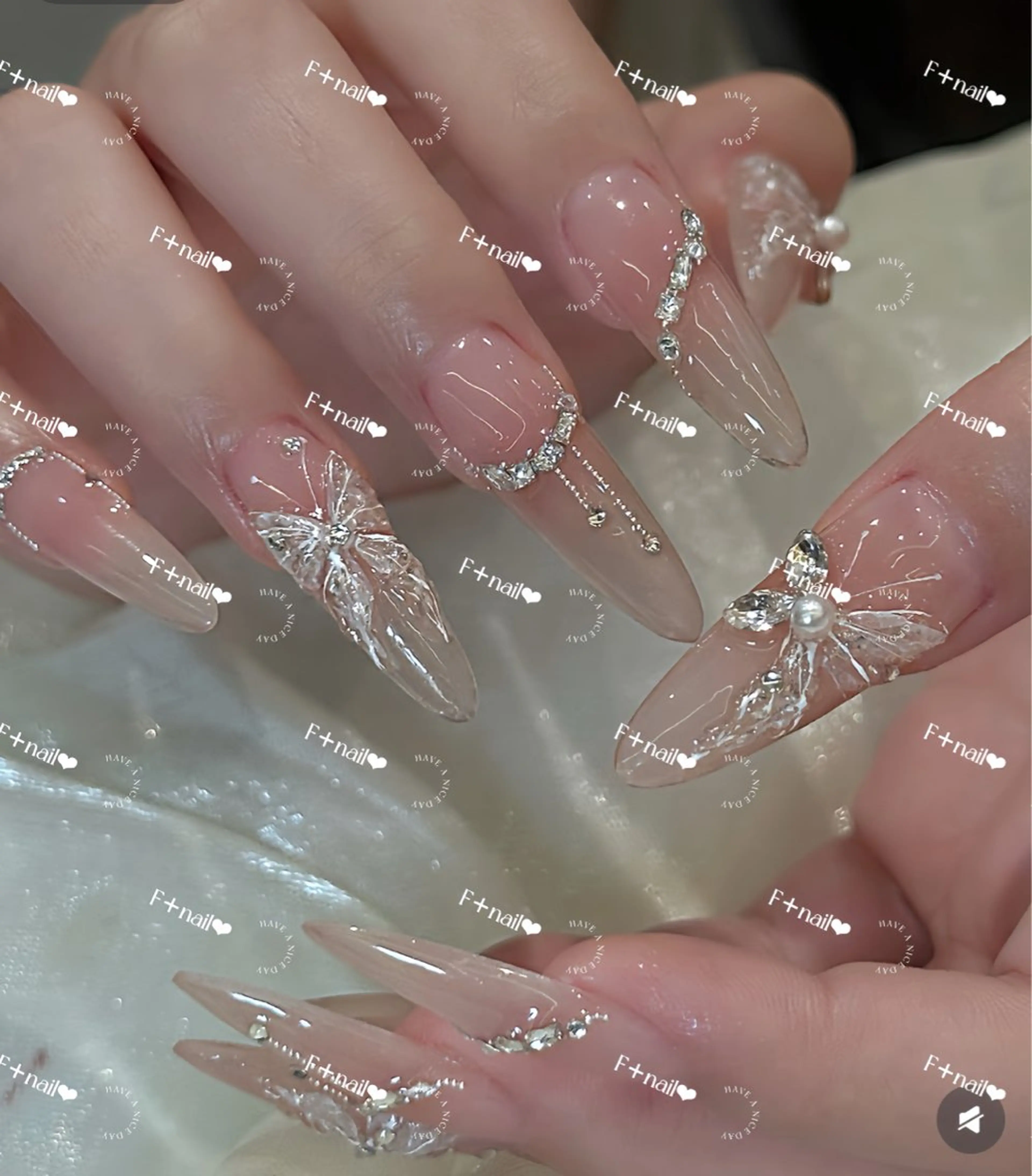 長さだし贅沢無制限持ち込みnailデザイン🫶の写真