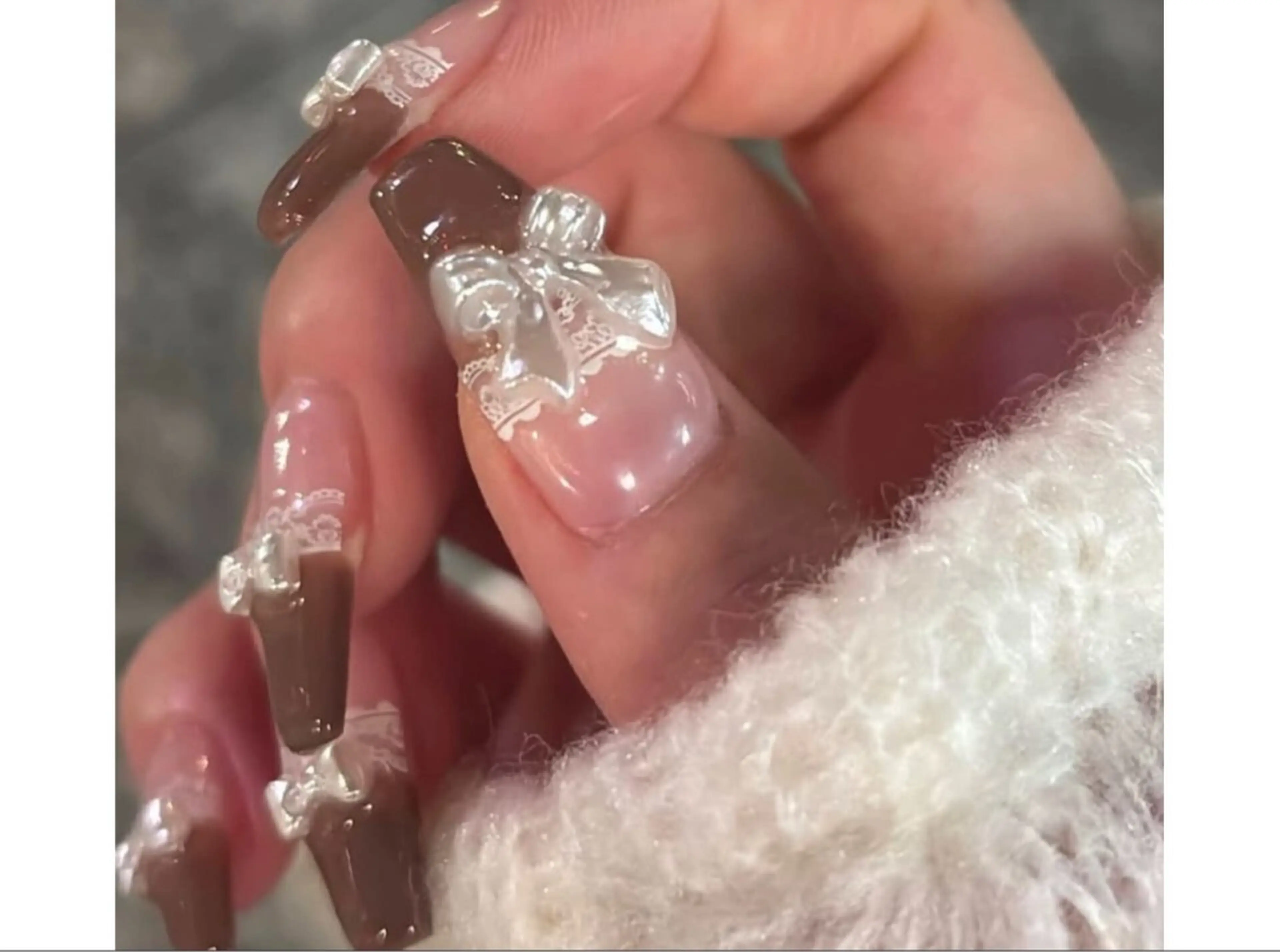 ネイル アートネイル オーロラネイル チークネイル フレンチネイル ガラスフレンチ 🎀🎀YooLi Nail Salonのネイルデザイン
