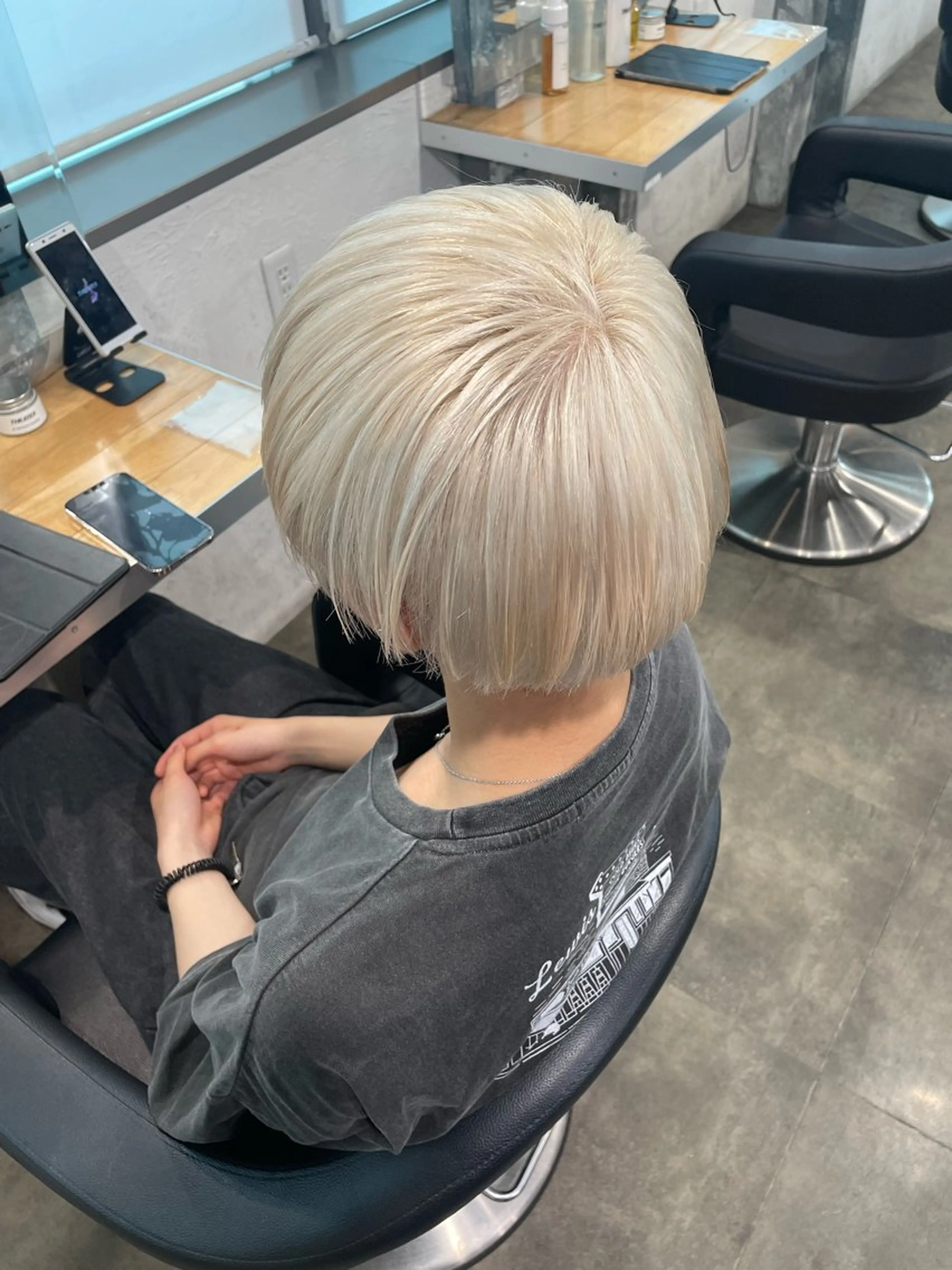 ショート カラー メンズ ヘアカラー ハイトーンブロンド 横浜💞ミオのヘアスタイル