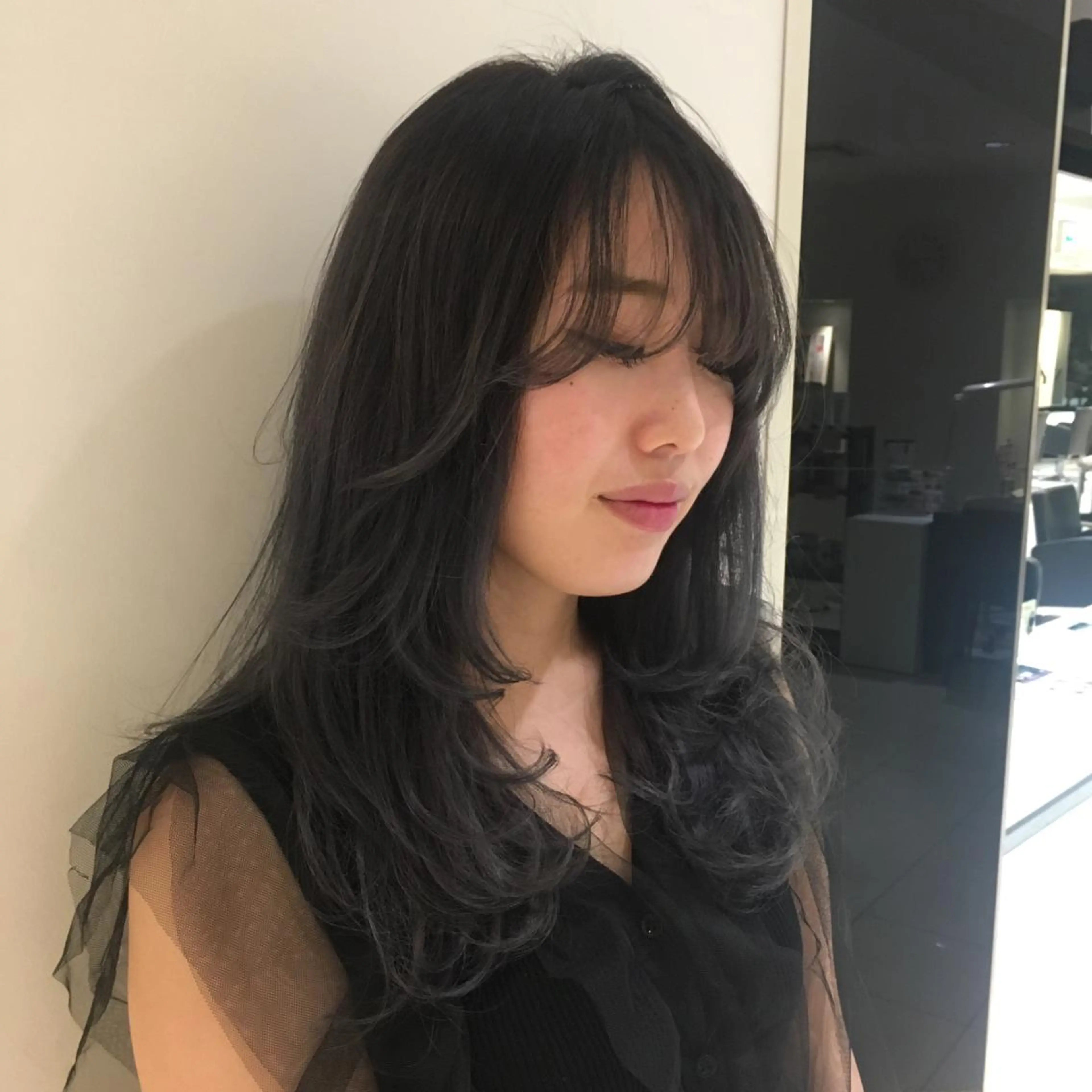 セミロング ケリーズグリーン所属・ボブ/艶ハイトーン 森田/嵩士のヘアスタイル