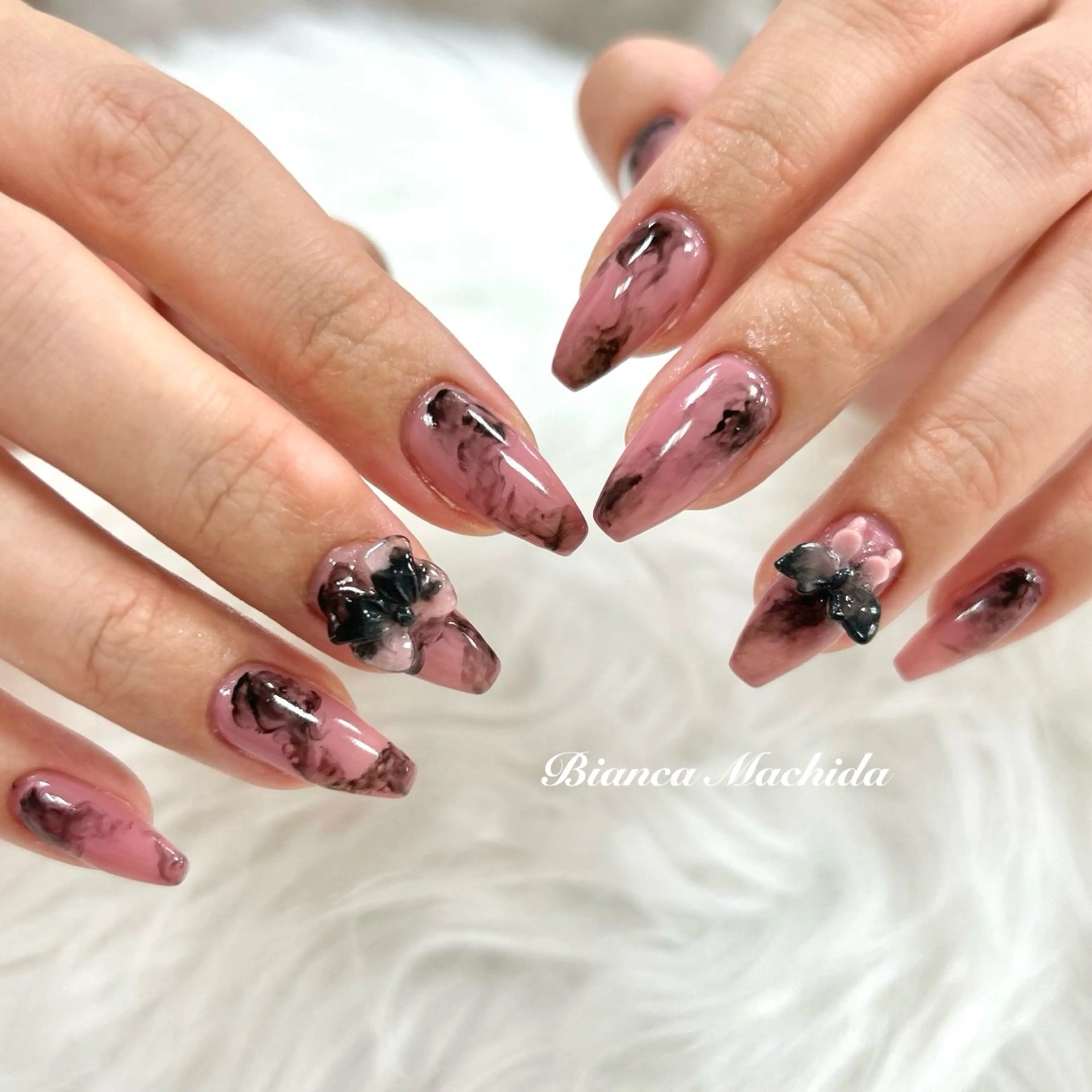 ネイル Bianca 🪽 Nakajimaのネイルデザイン