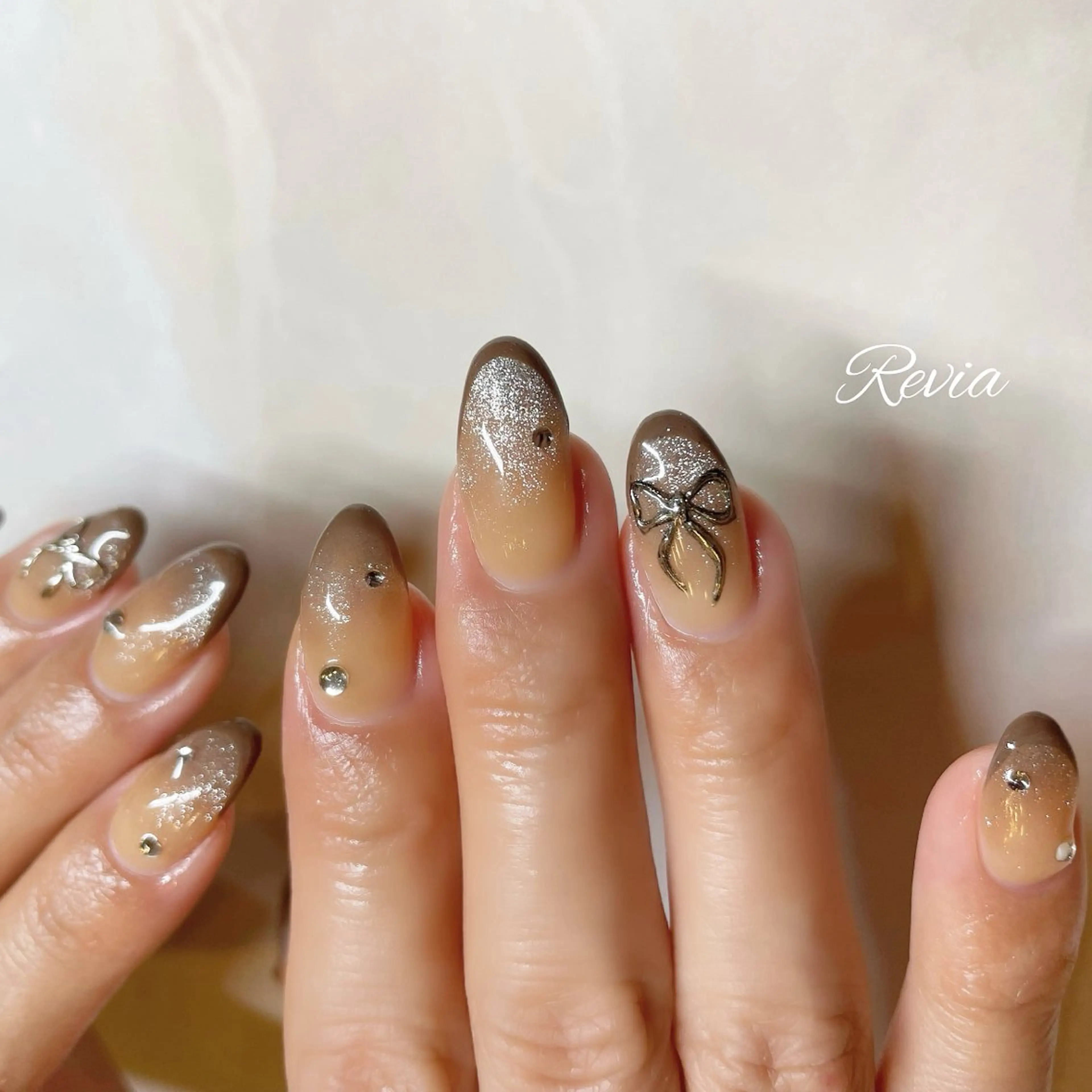 ネイル ハンドネイル revia所属・ERI Nailistのネイルデザイン