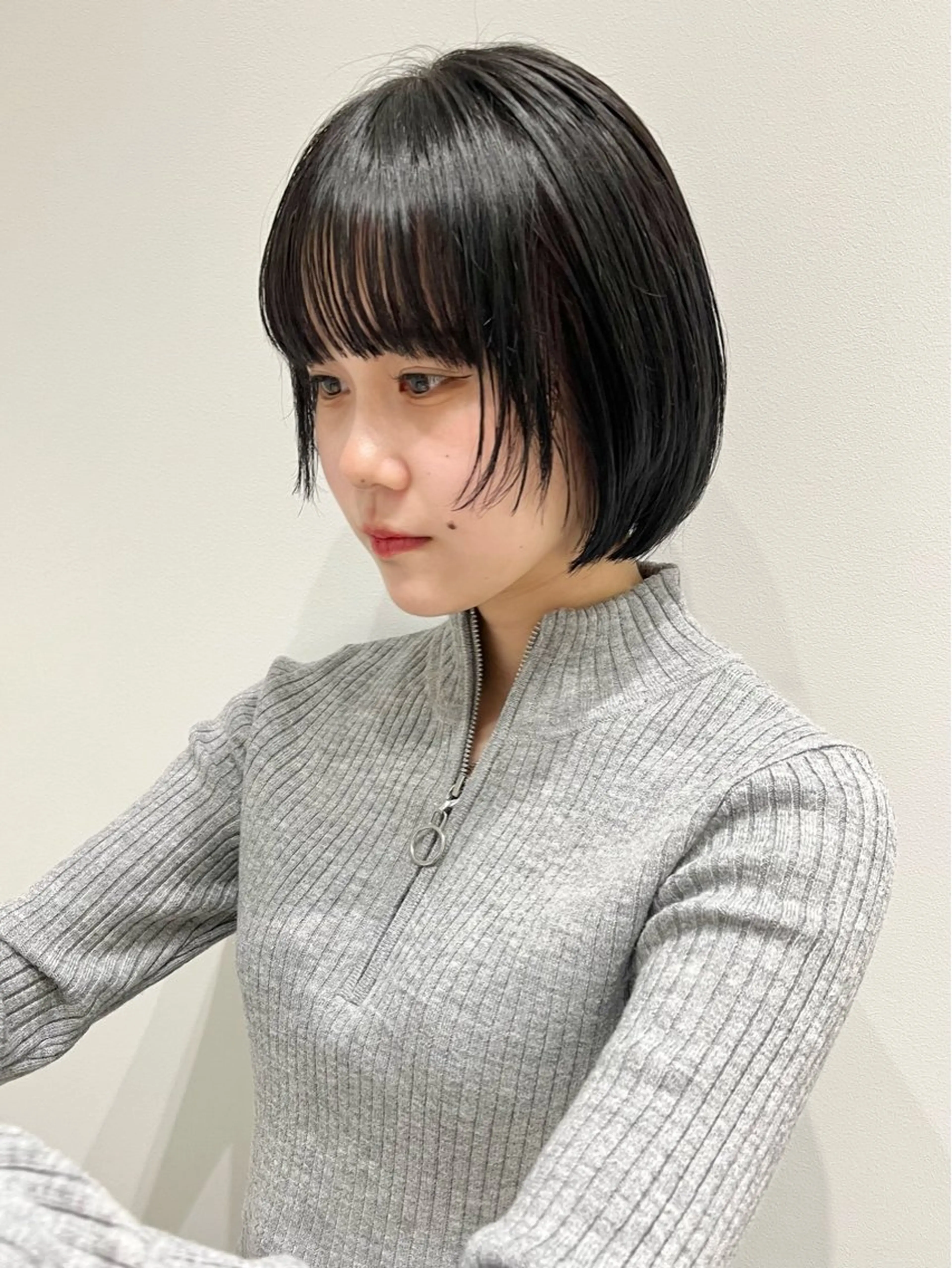 ショート 顔周りカット iLi所属・iLi 《イリ》のヘアスタイル