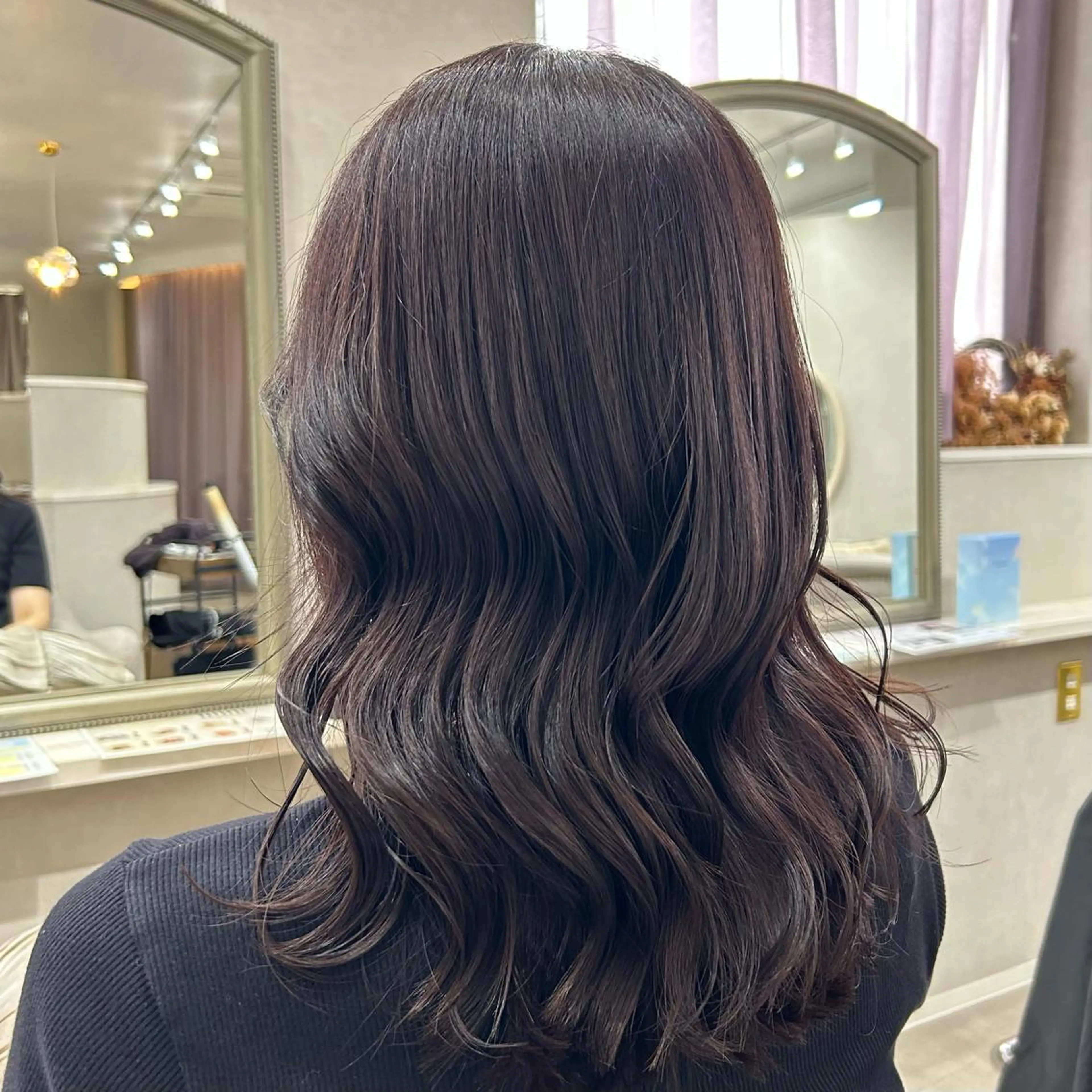 【お出かけ前に】韓国風コテ巻き仕上げヘアセットの写真