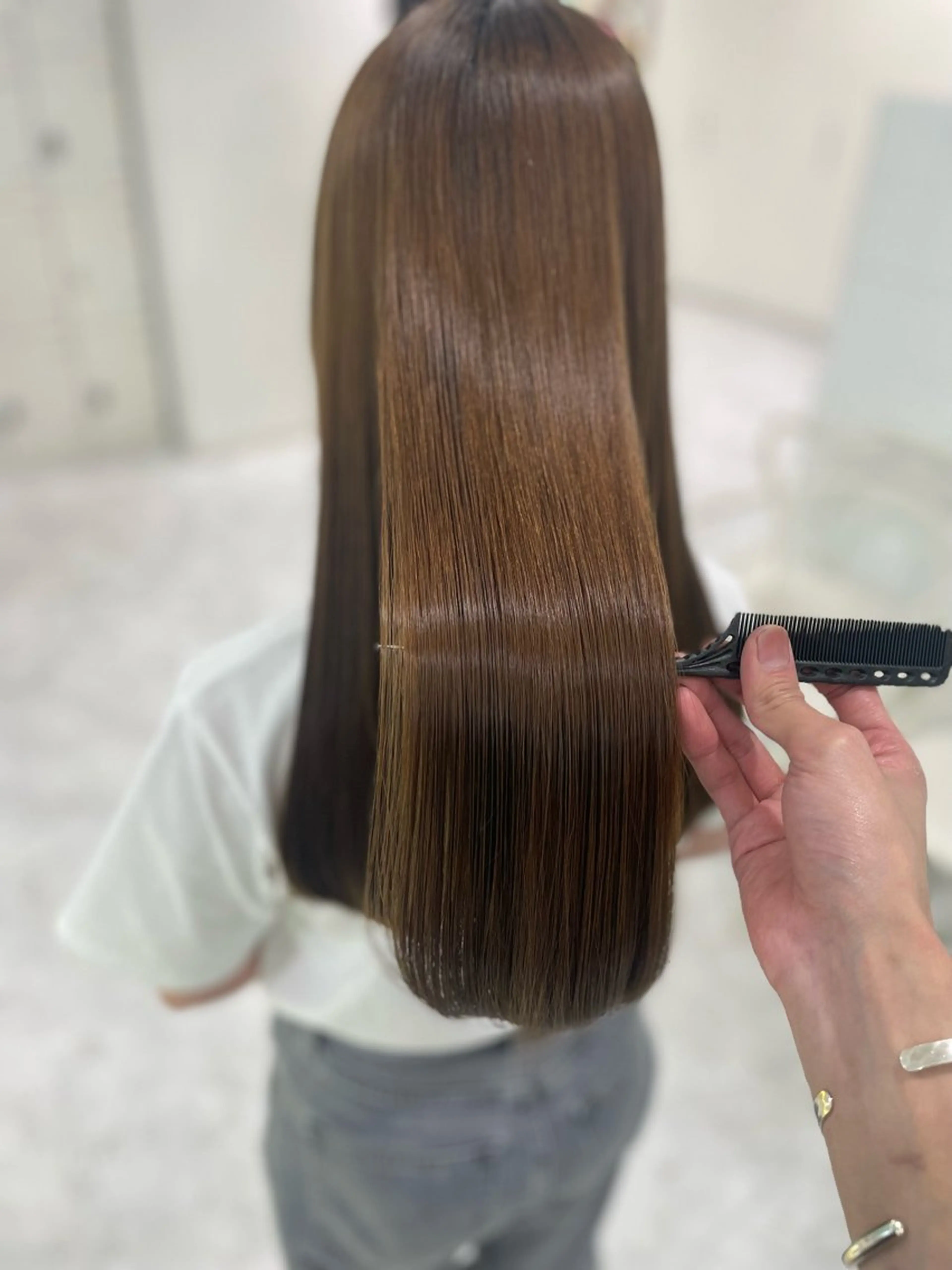 ロング カラー ヘアアレンジ カット ヘアカラー トリートメント ☁️縮毛矯正✖️ 透明感☁️りくのヘアスタイル