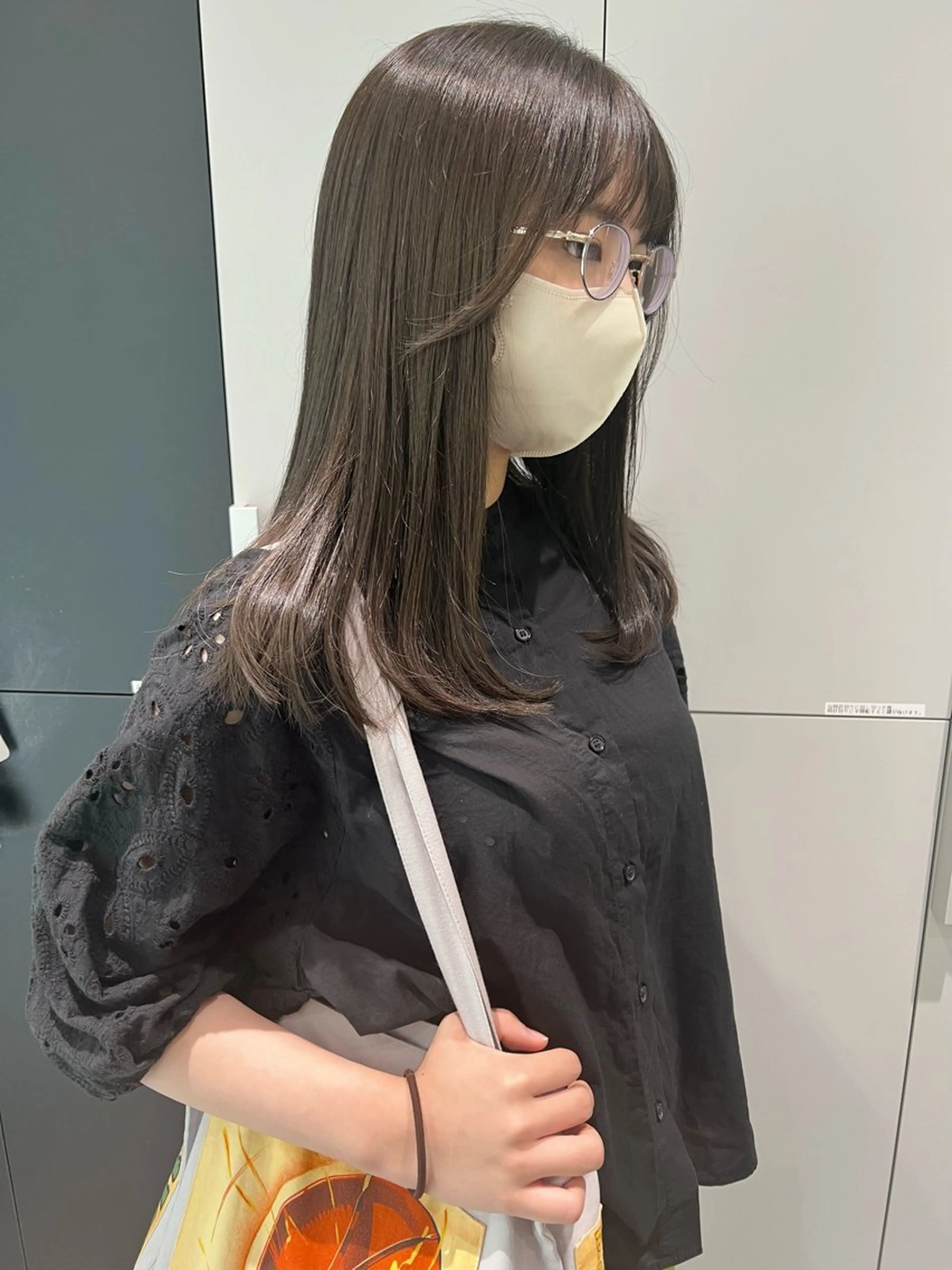 セミロング カラー ブリーチ 透明感カラー グレージュ ブリーチなしカラー カット ヘアカラー ハイトーン/ ボブ/ハルヒのヘアスタイル